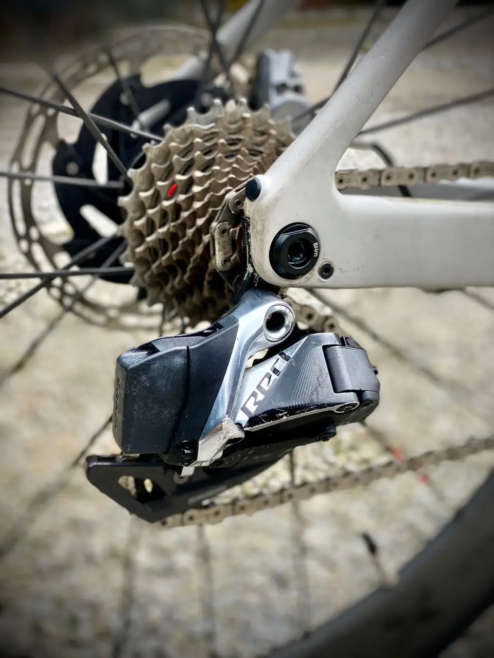 Sram Red AXS disc roadbike groupset : Flagship model