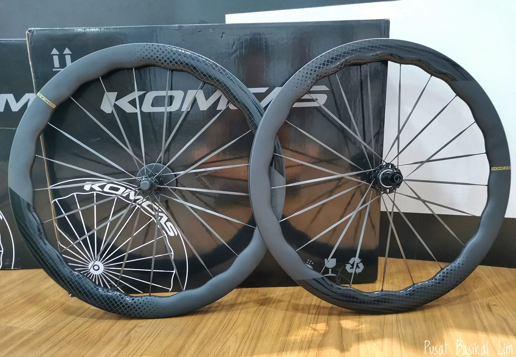 Komcas Evo 50 Disc Carbon Wheelset