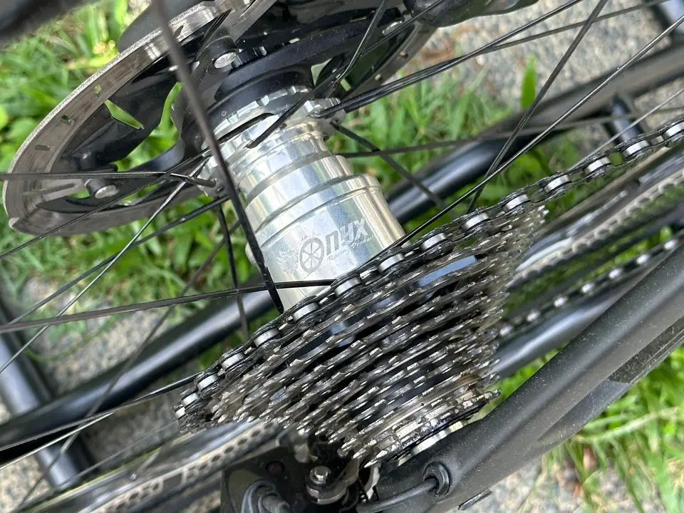 2021 Trek Madone SLR Disc Ultegra Di2 & Princeton CarbonWorks Wake 6560