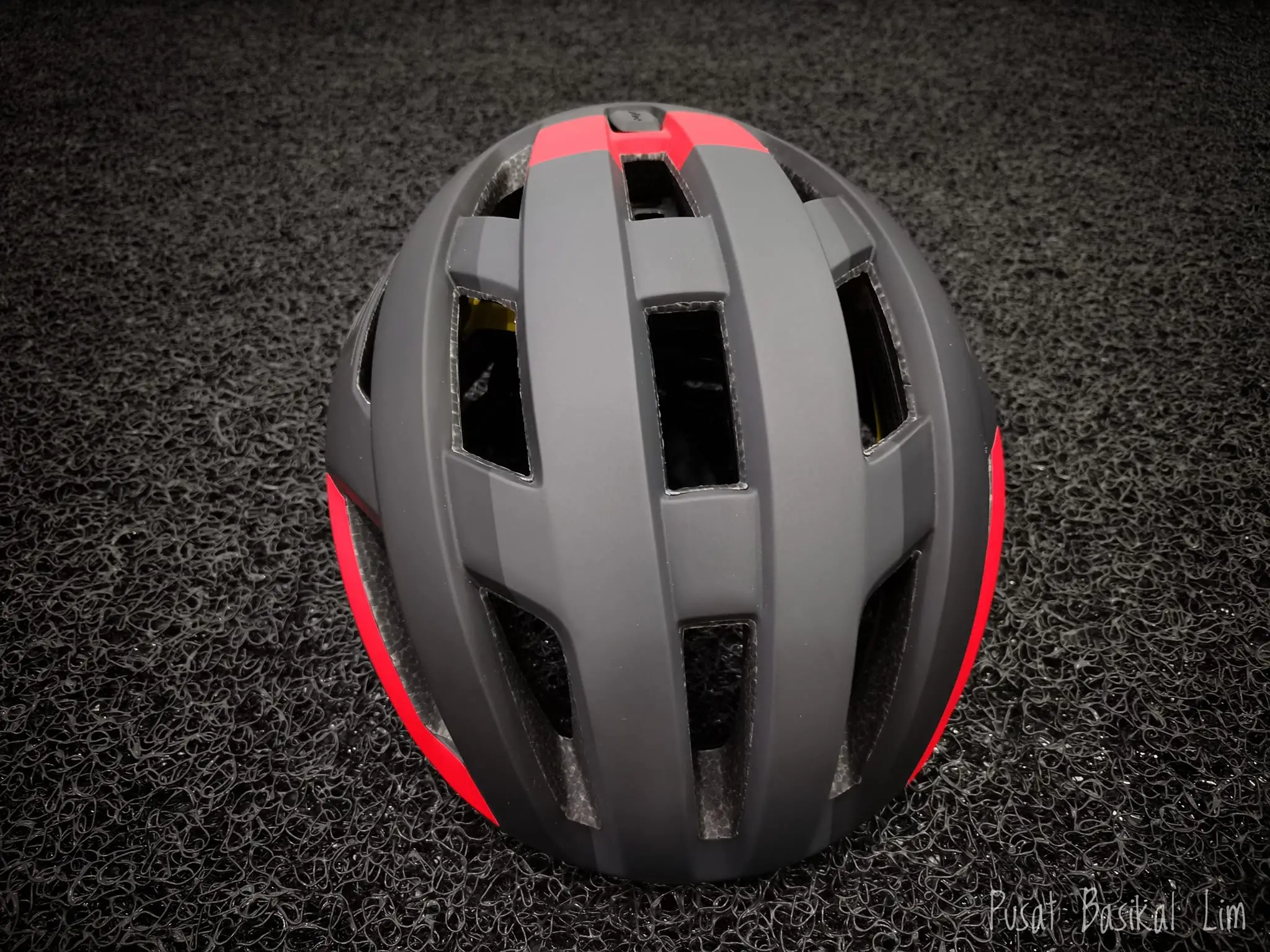 MET Vinci Mips Helmet