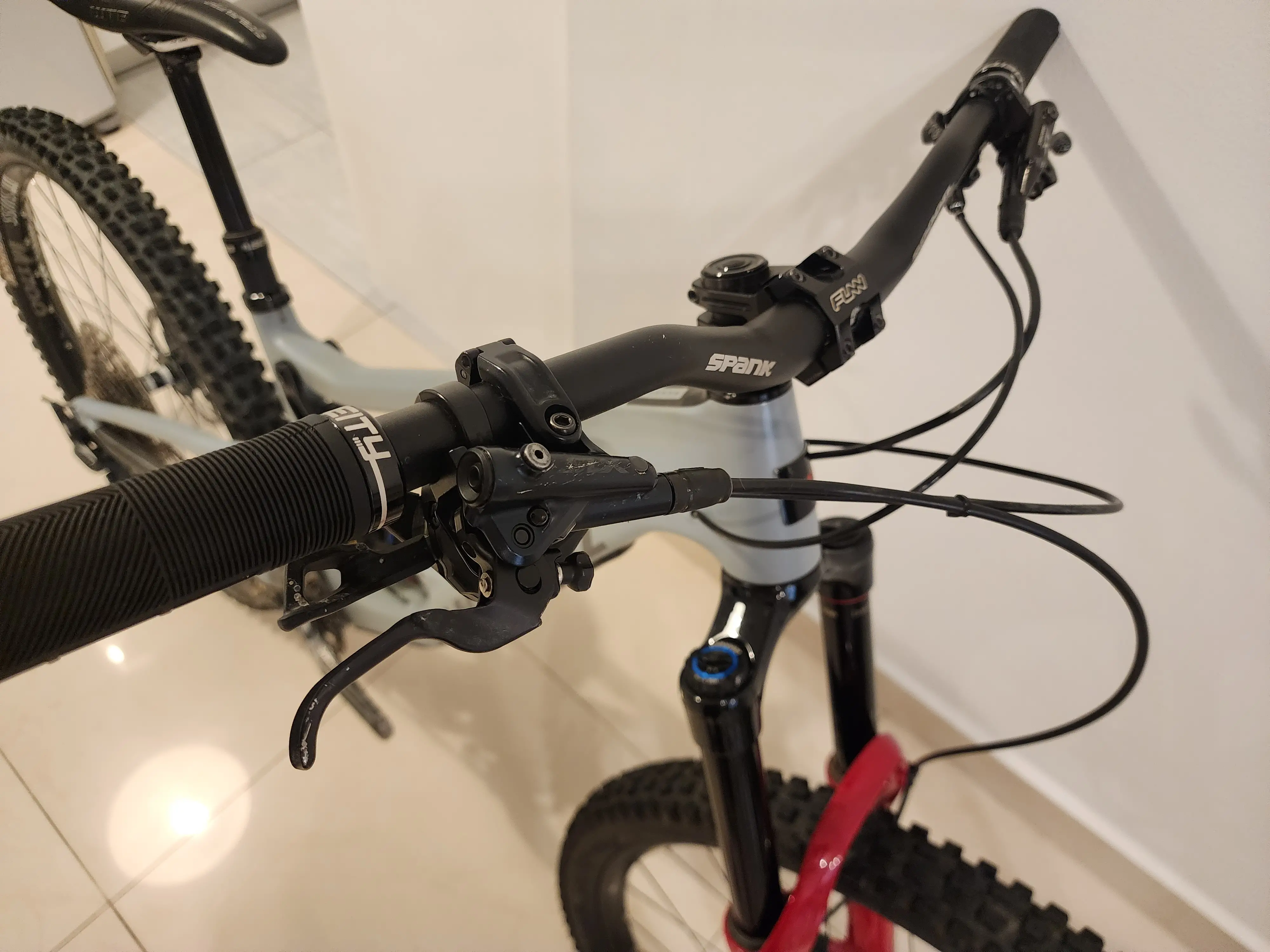 Santa Cruz Bronson CC V3 size S