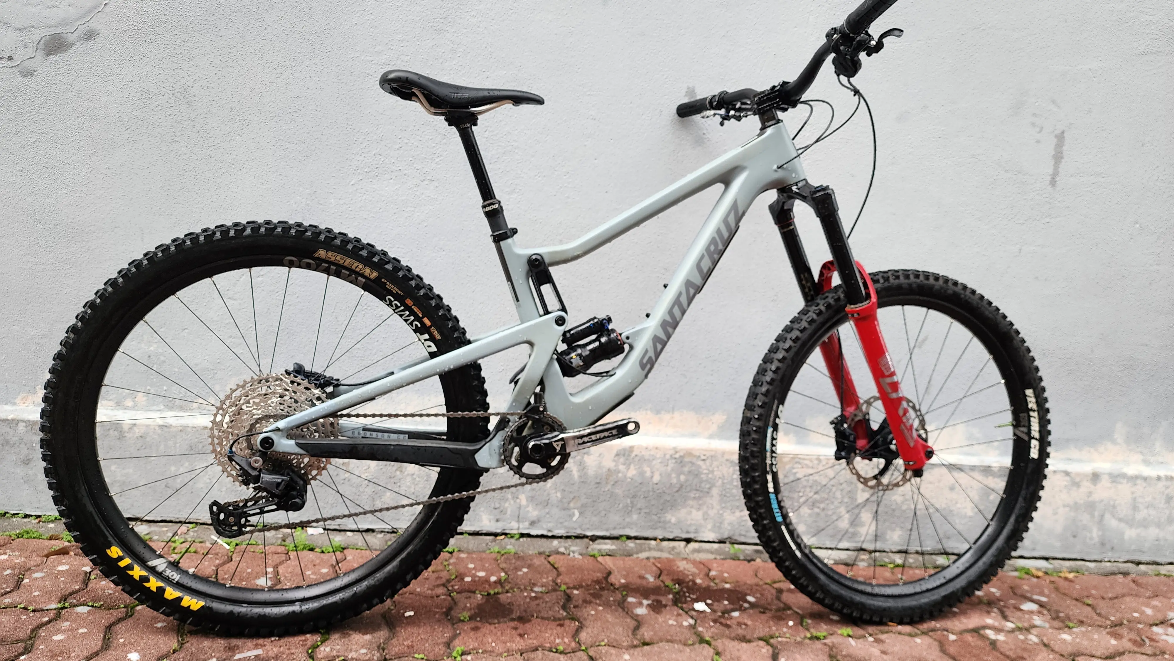 Santa Cruz Bronson CC V3 size S