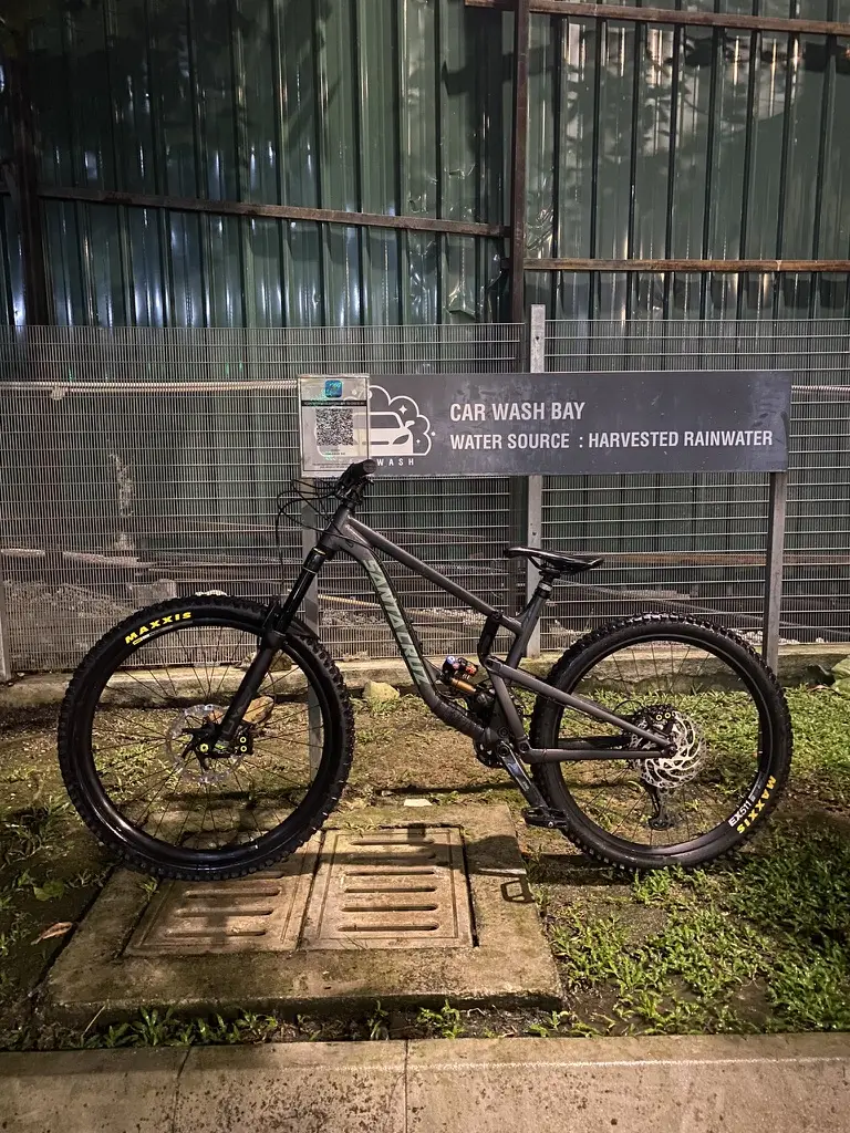 Santa Cruz Nomad V4 Alu FRAME