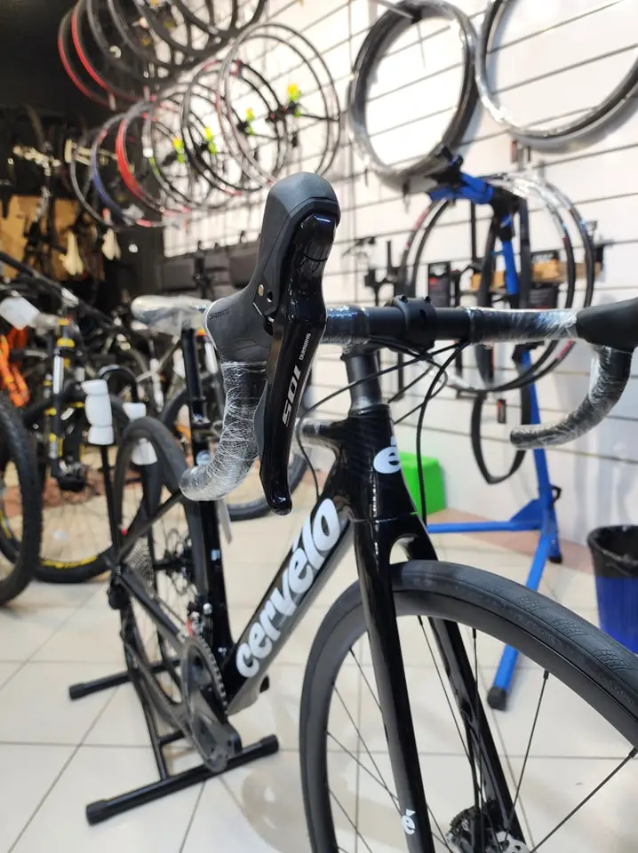 Cervelo Caledonia Shimano 105 Gloss Black