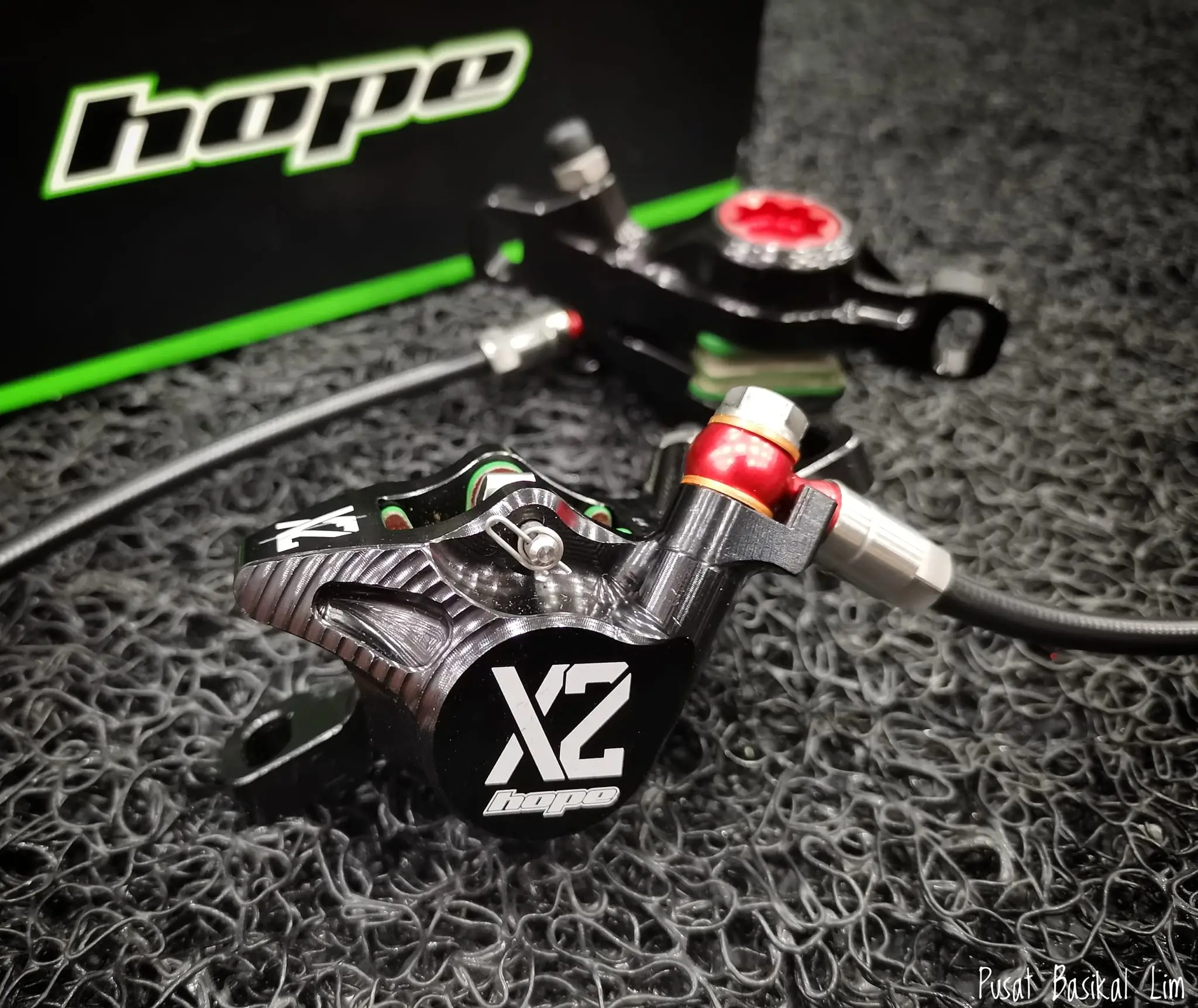 Hope Tech 4 X2 Hydraulic Disc Brake