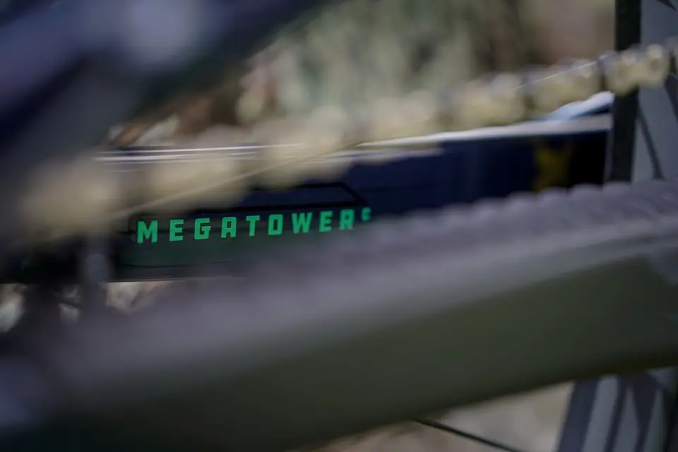SANTA CRUZ MEGATOWER 2C 29" BLUE S-KIT