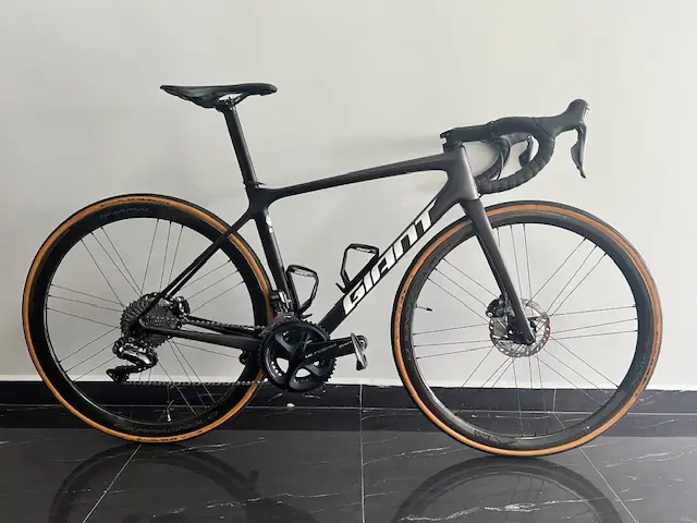 Giant TCR Pro 1 Disc KOM Edition