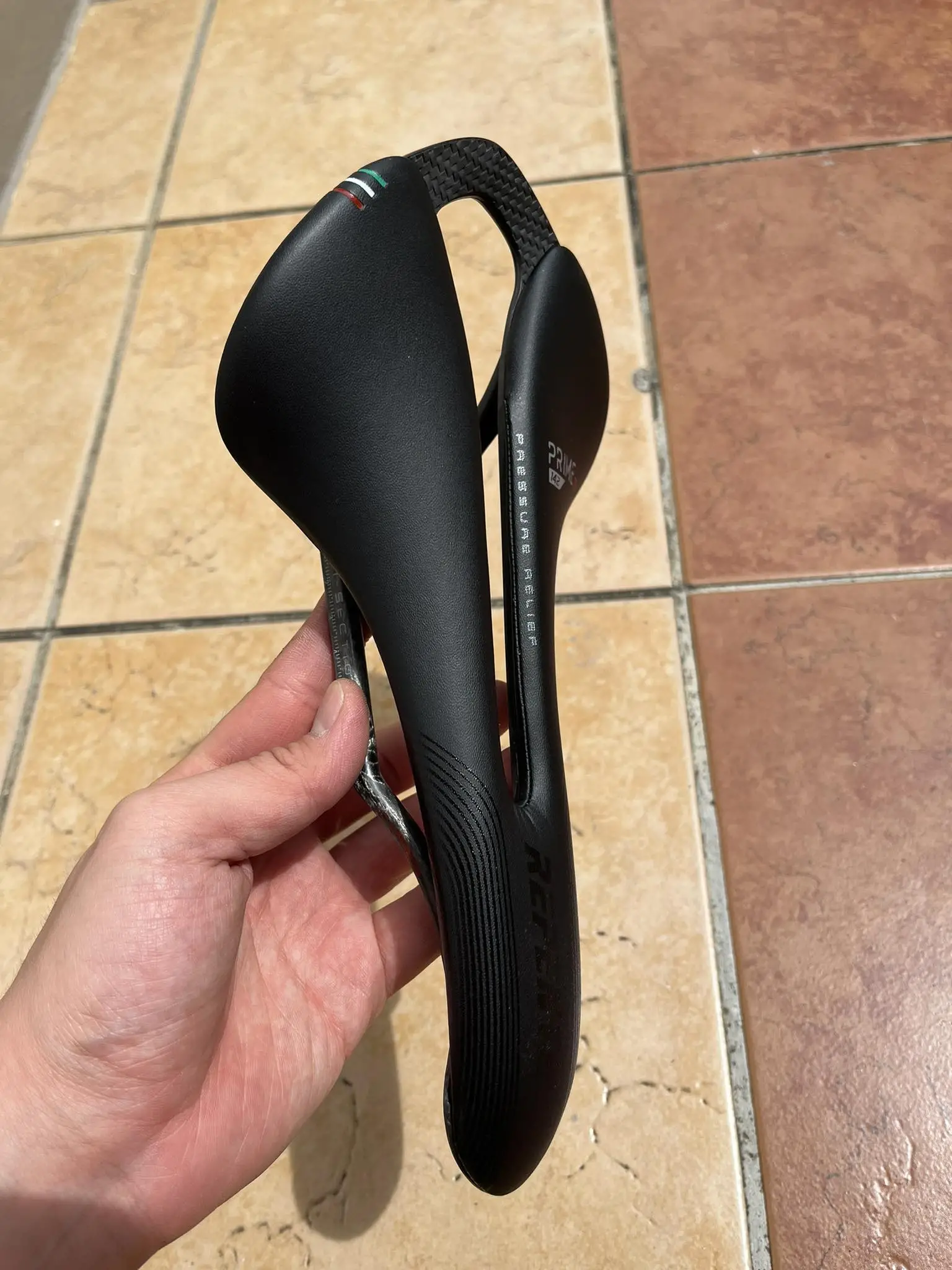 REPENTE PRIME 3.0 CARBON SADDLE