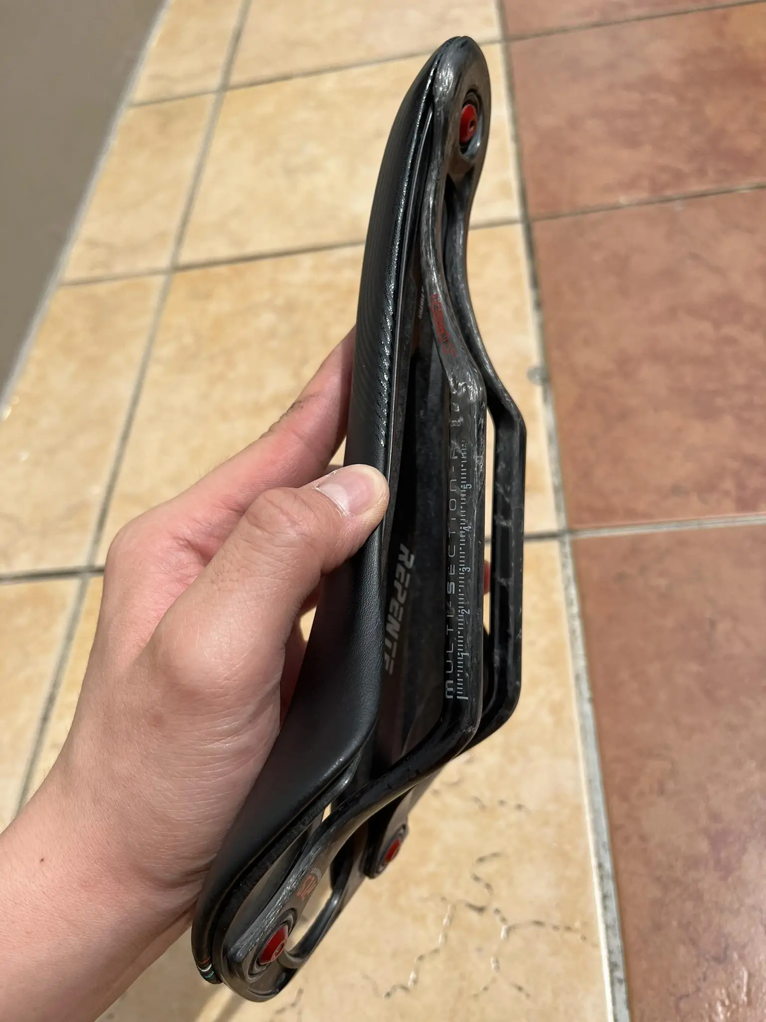 REPENTE PRIME 3.0 CARBON SADDLE