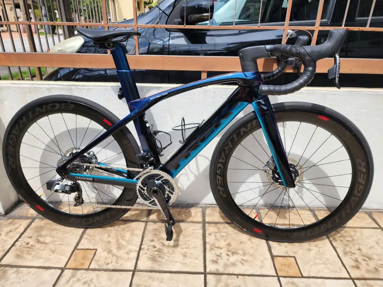 Trek Madone SLR 9 Gen 6