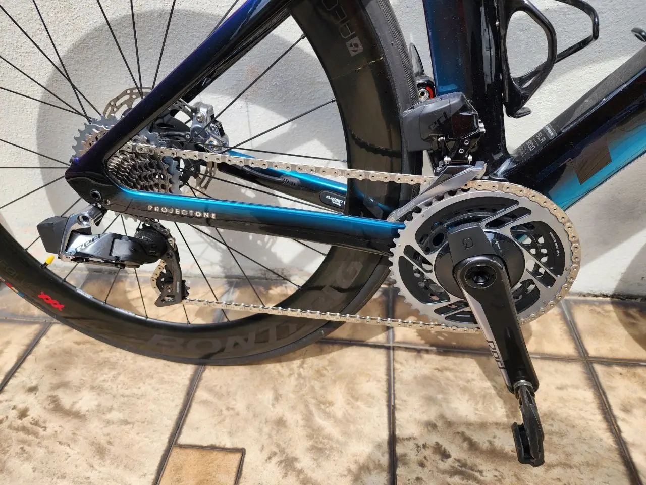Trek Madone SLR 9 Gen 6