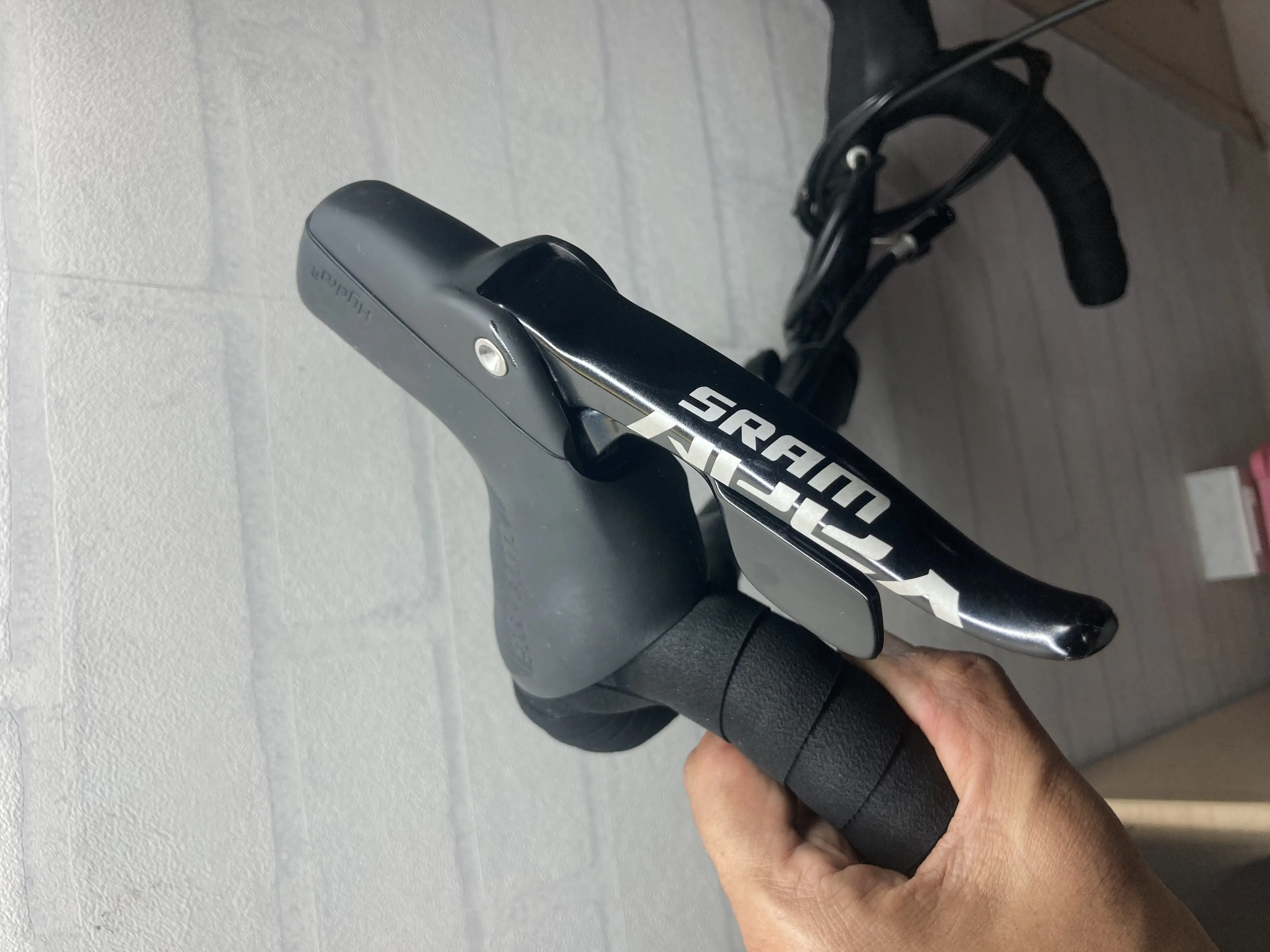 SRAM APEX 1 Gravel Groupset FREE Specialized Handlebars + Shimano XT pedals