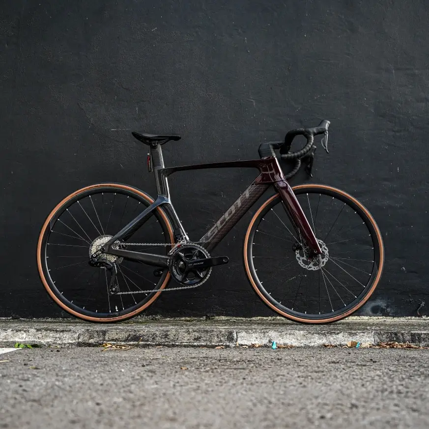SCOTT FOIL RC 30 / SHIMANO 105 DI2/ BLACK/DARK PURPLE (S/52)