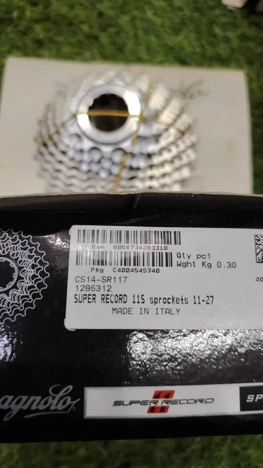 Campagnolo Super Record 11 Cassette (11-27t) Brand New !!