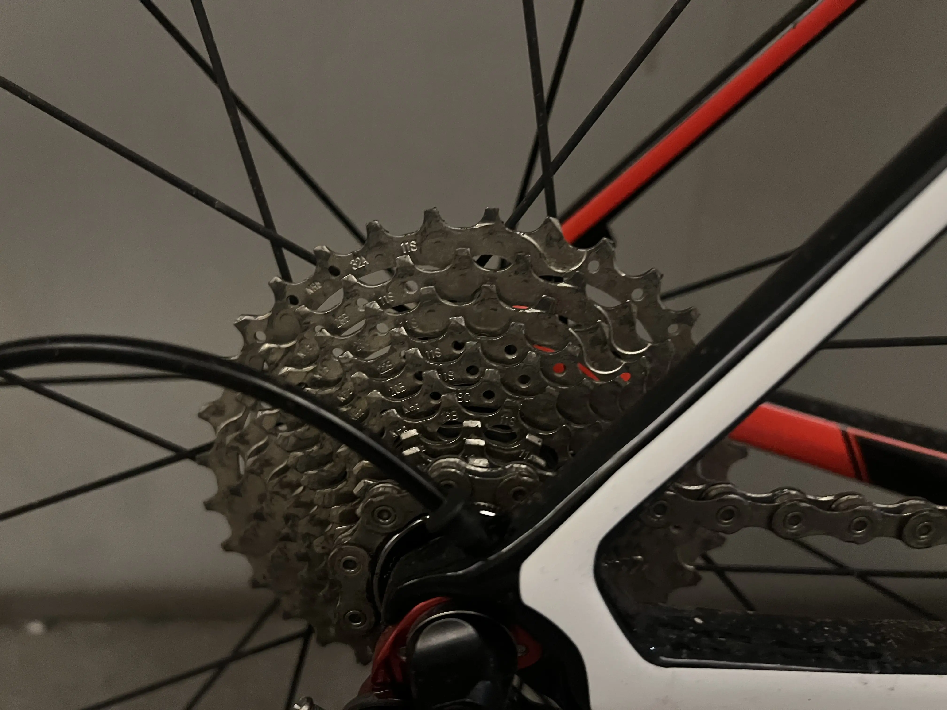 Like New CUBE Attain GTC with Shimano 105 5800 Groupset with Power Meter (Like New)
