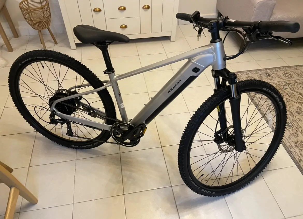 Polygon Kalosi Miles Electric Bike - BRAND NEW! (New helmet included too)