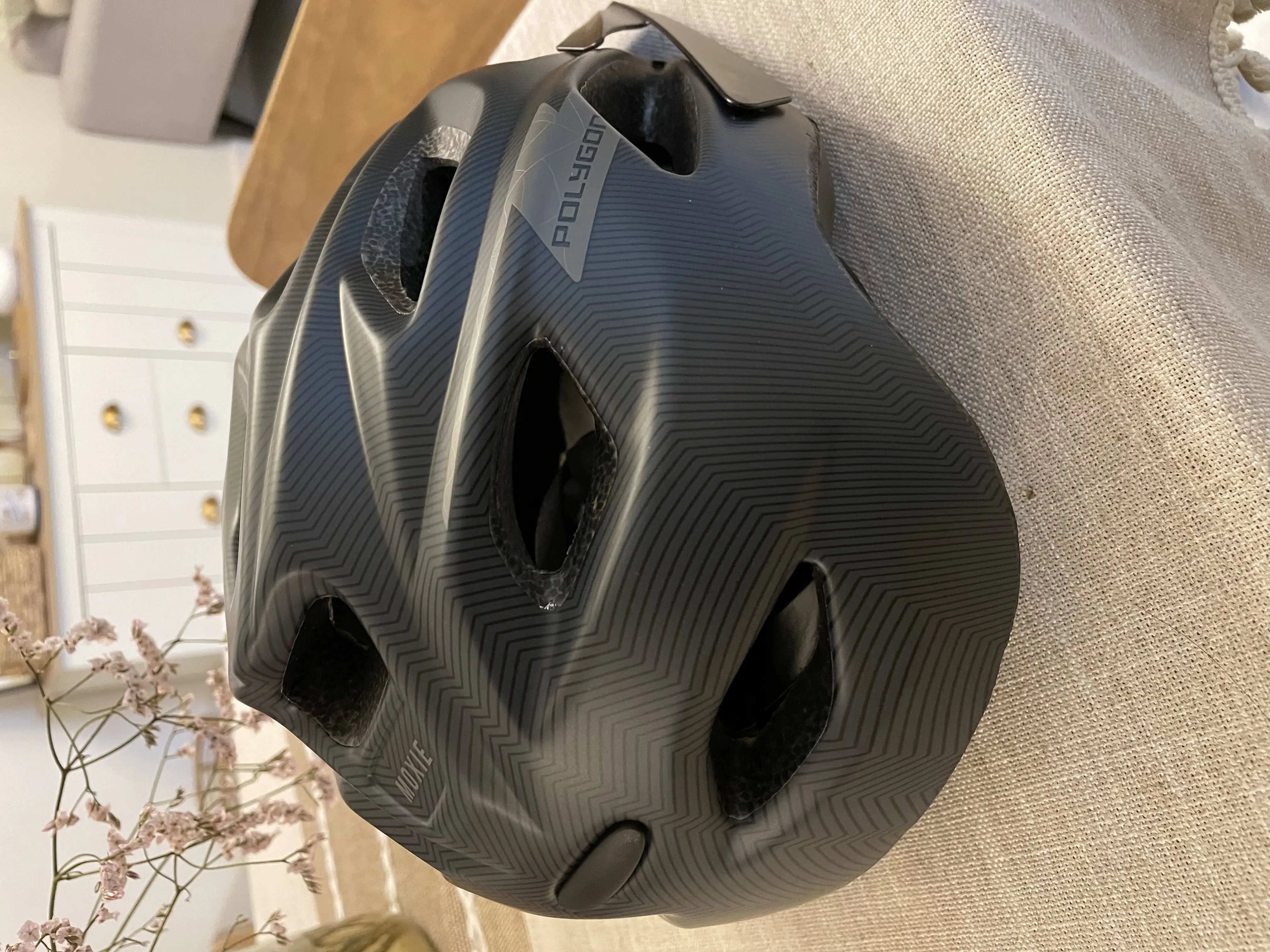 Polygon Kalosi Miles Electric Bike - BRAND NEW! (New helmet included too)