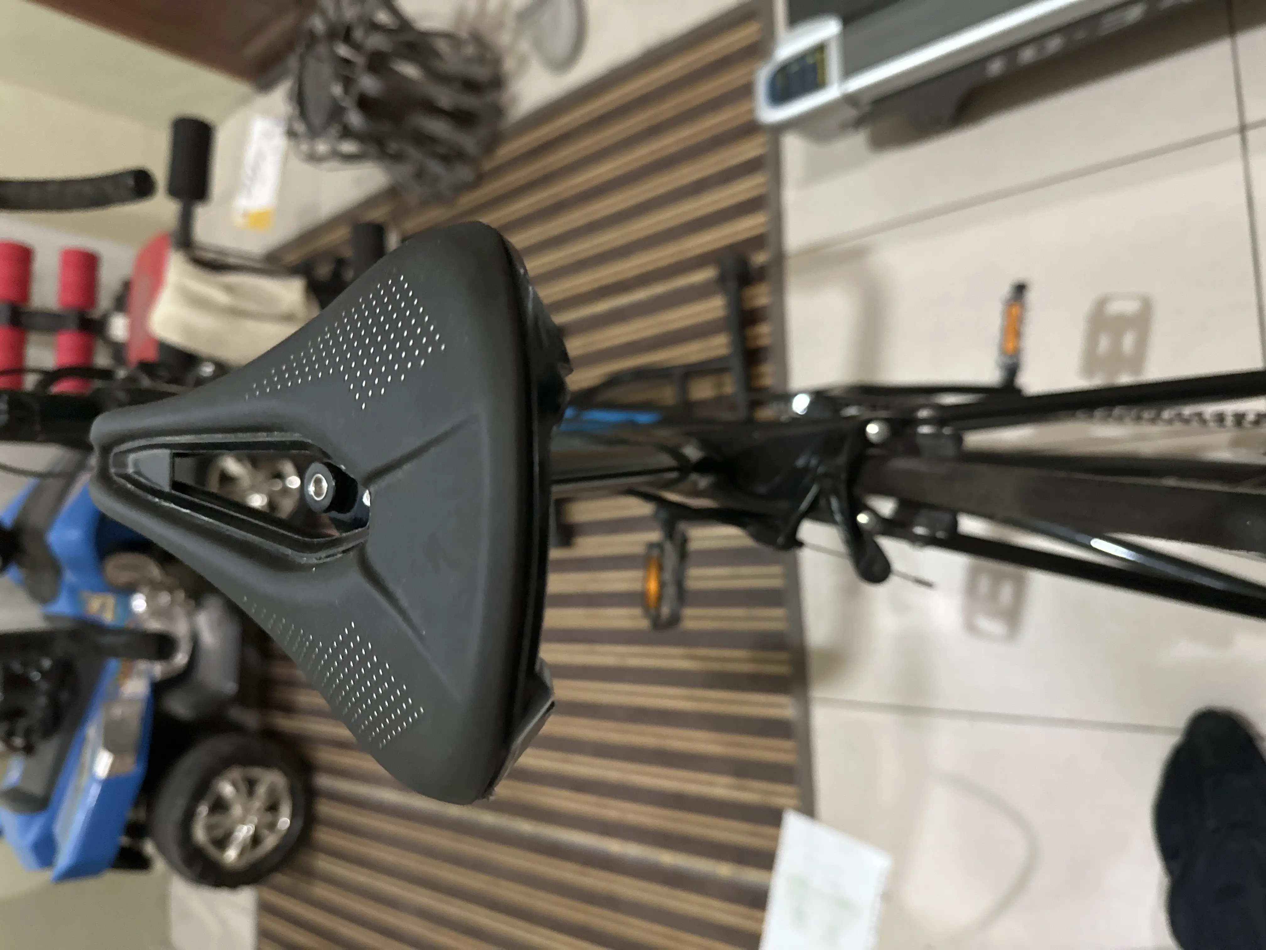 GIANT TCR ADVANCE KOM 2020