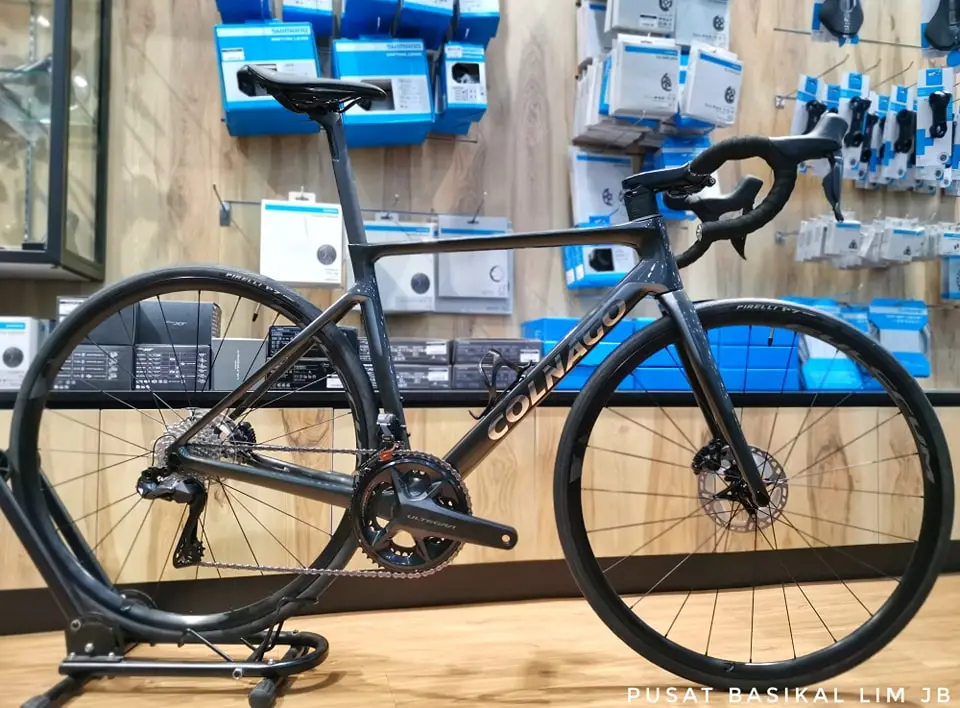 Colnago V4 Disc Carbon Road Bike With Shimano Ultegra Di2..........