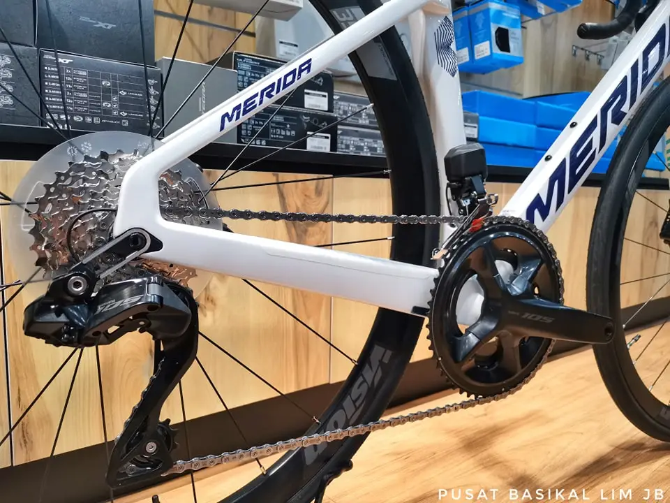 2025 Merida Reacto 5000 Shimano 105 Di2 Carbon Road Bike