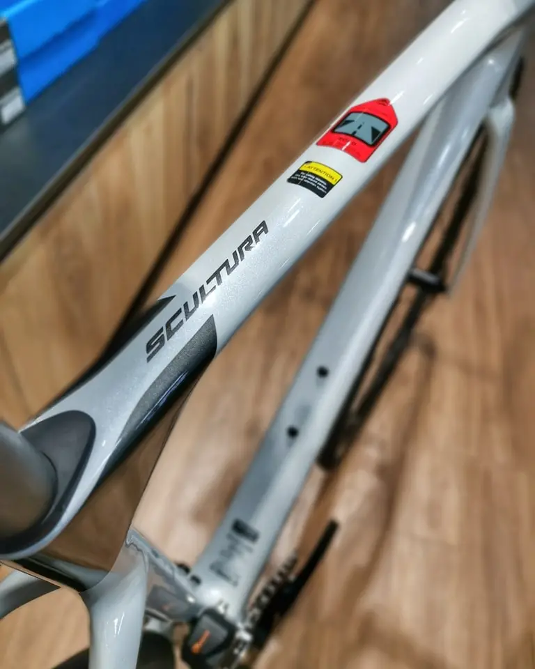 Merida Scultura 6000 105 DI2 Disc carbon ................