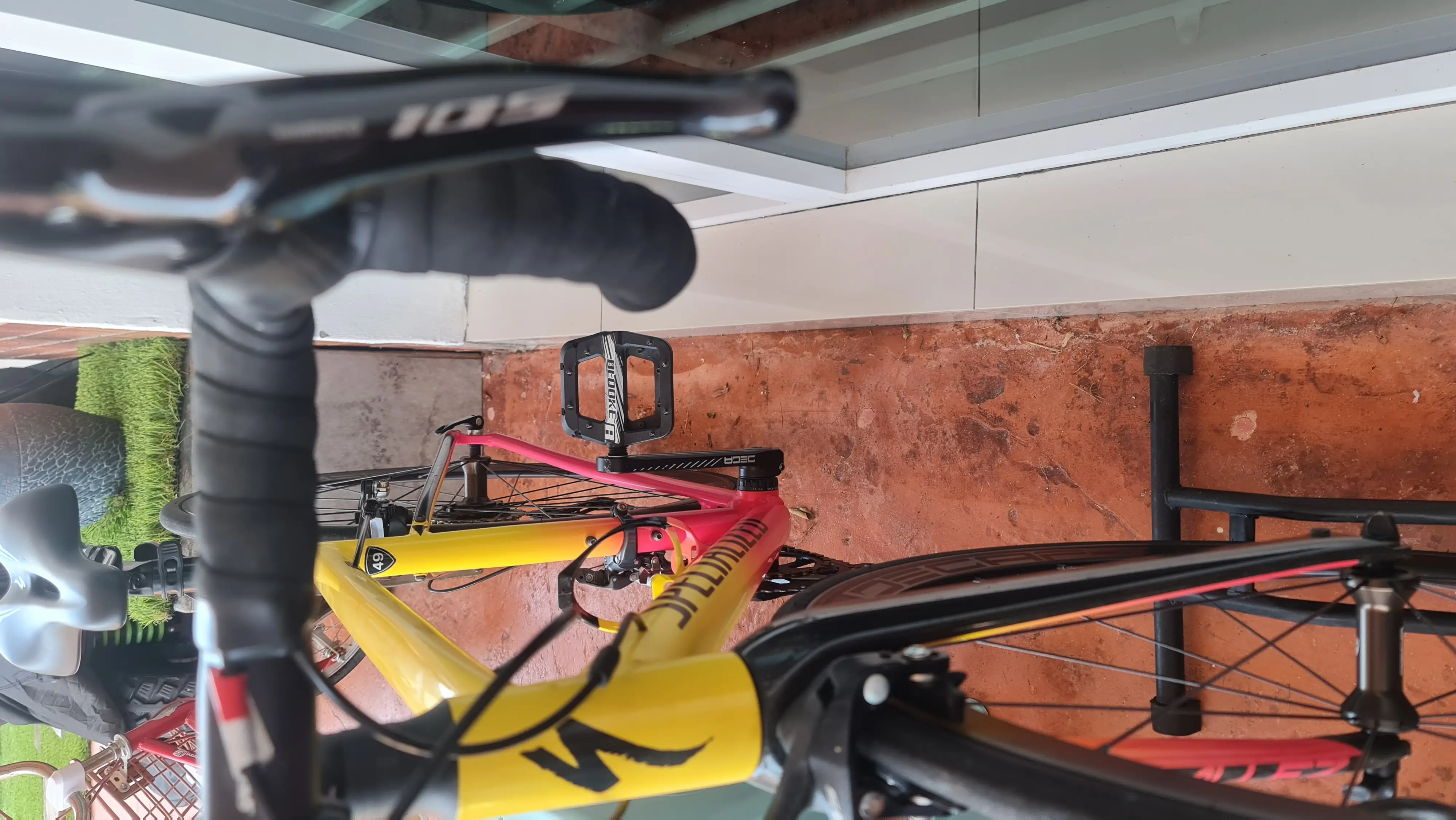 Specialized bike to sell (price negotiable)