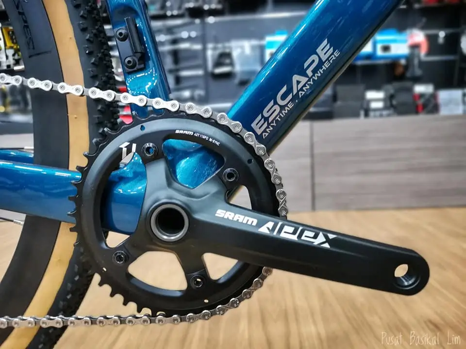 Geometric Escape Carbon Gravel Bike.....