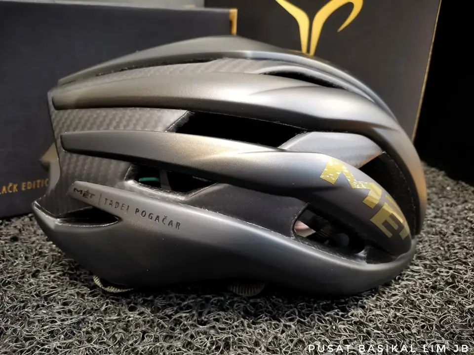 Met Trenta 3K Carbon MIPS Helmet Tadej Pogacar Black Edition