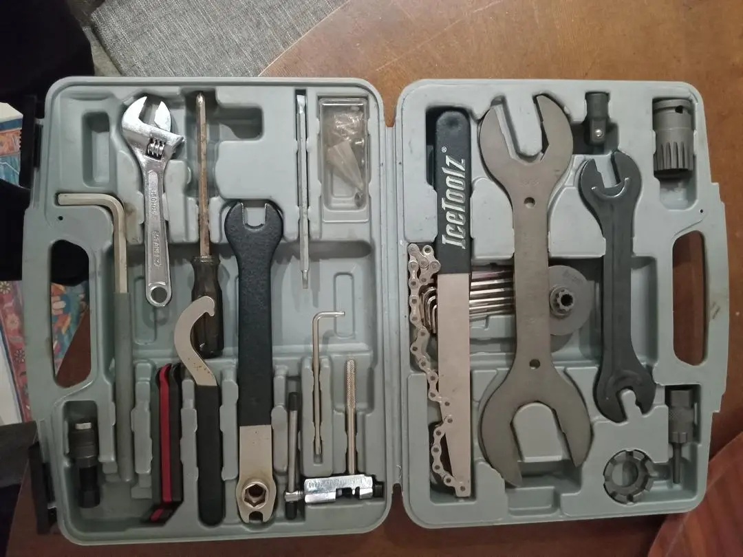 Icetoolz tool set