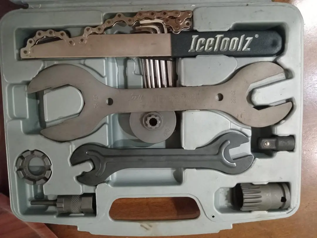 Icetoolz tool set
