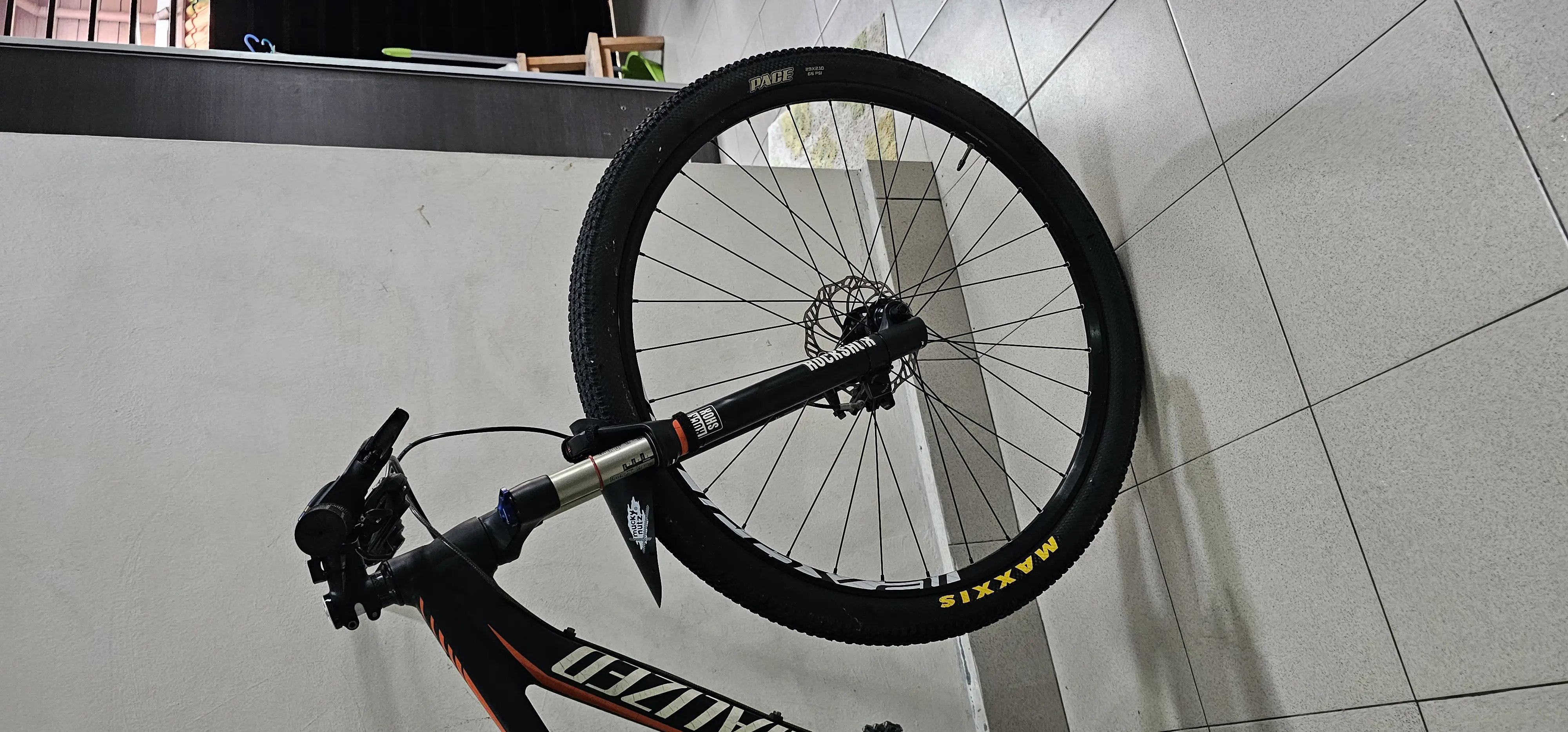 Specialized Epic Comp 29er, full sus MTB