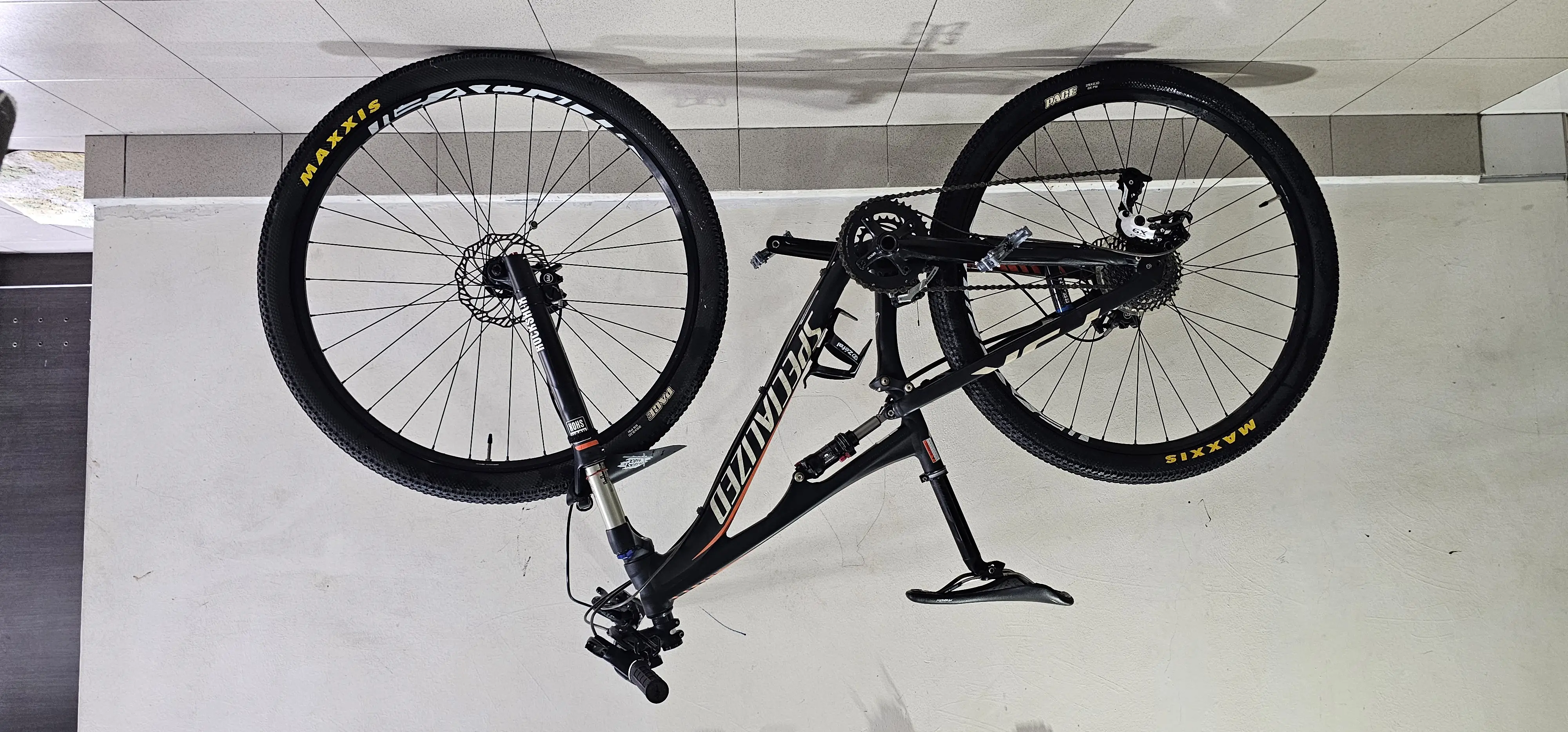 Specialized Epic Comp 29er, full sus MTB