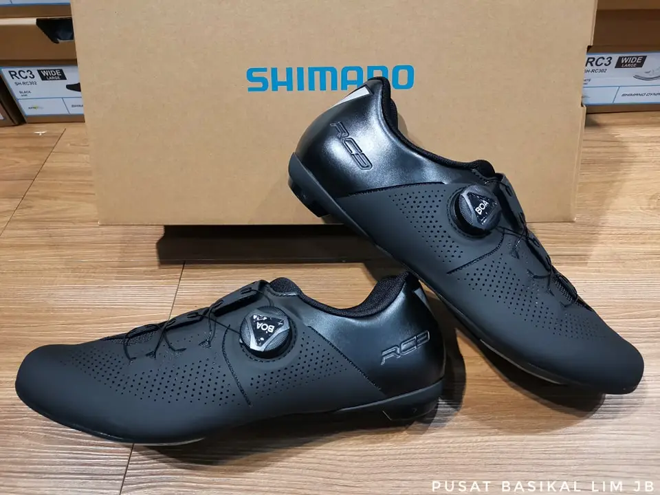 Shimano RC302 Cycling Road Shoe