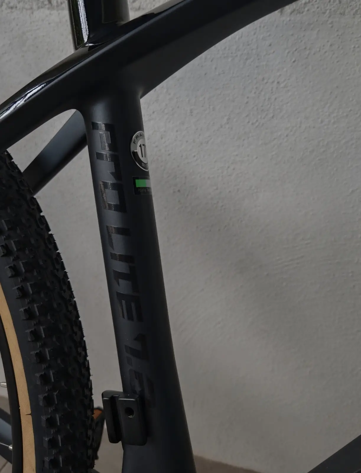 Camp Pro Lite 7.2 (Deore 12 Speeds)  (99.99% Like New !!)