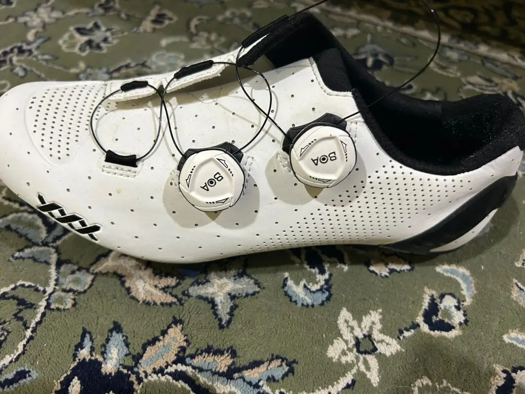 Cycling shoes