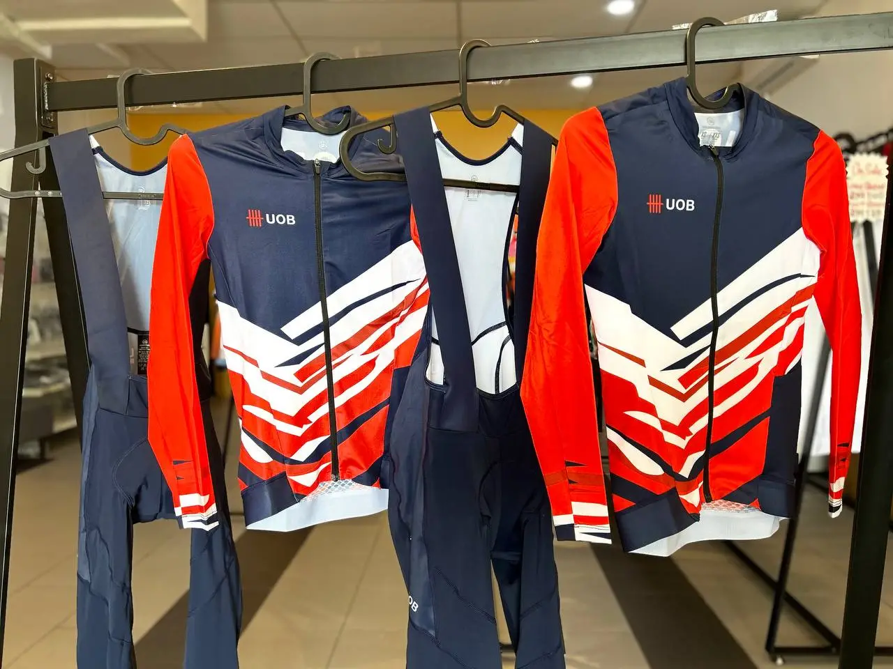 Monton customized cycling jersey /  Cycling bibs