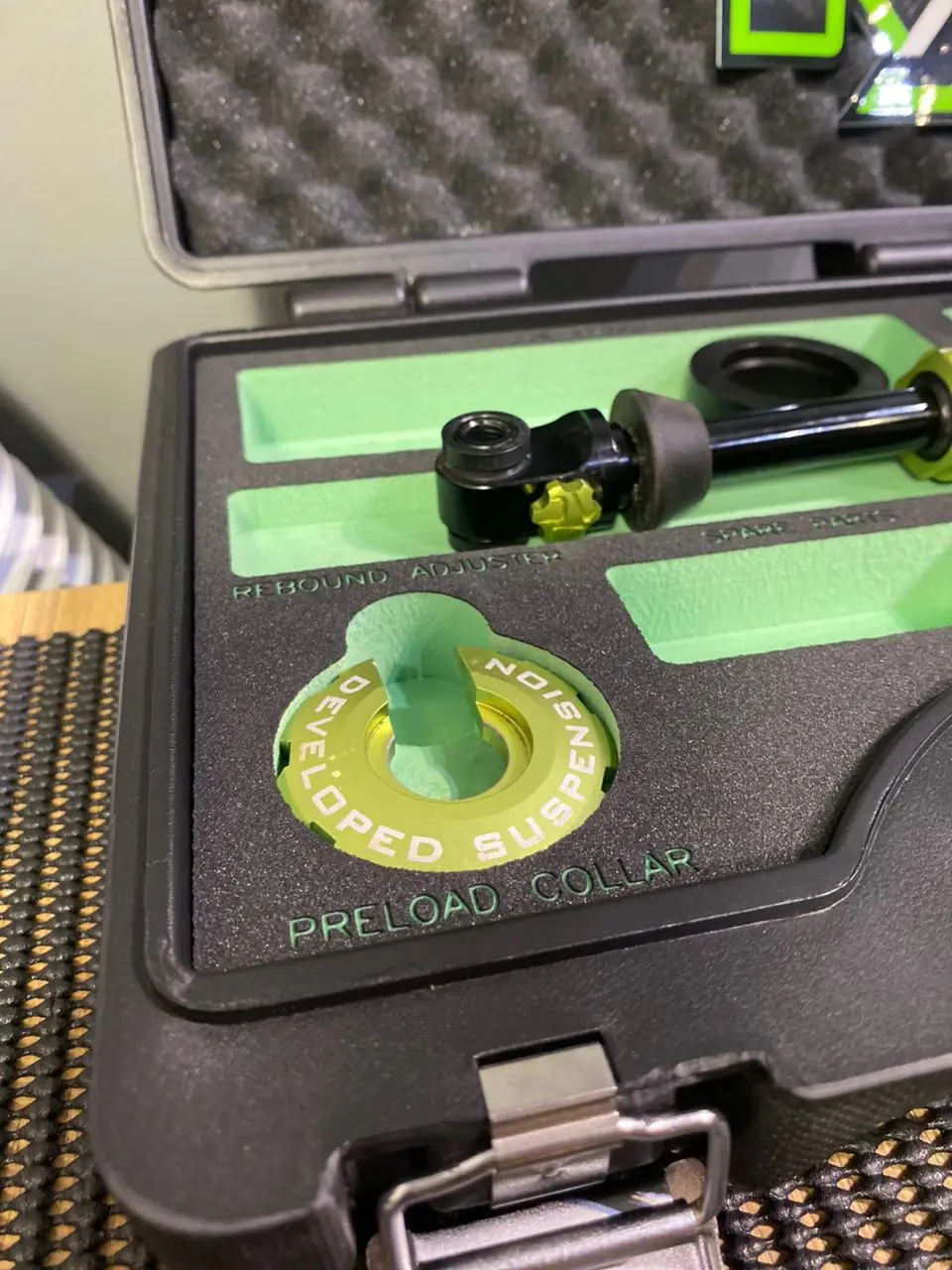 DVO Jade X coil shock