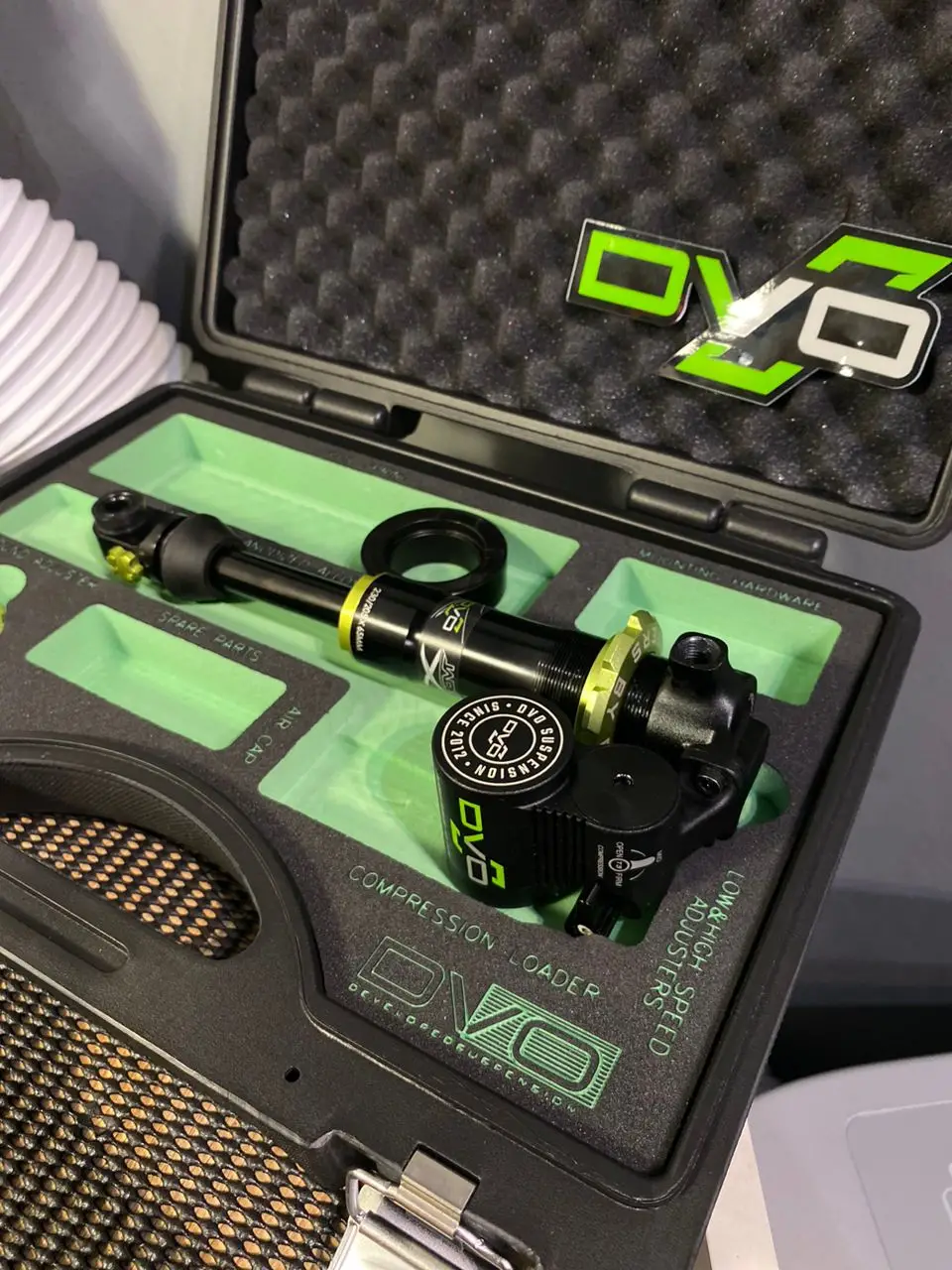 DVO Jade X coil shock