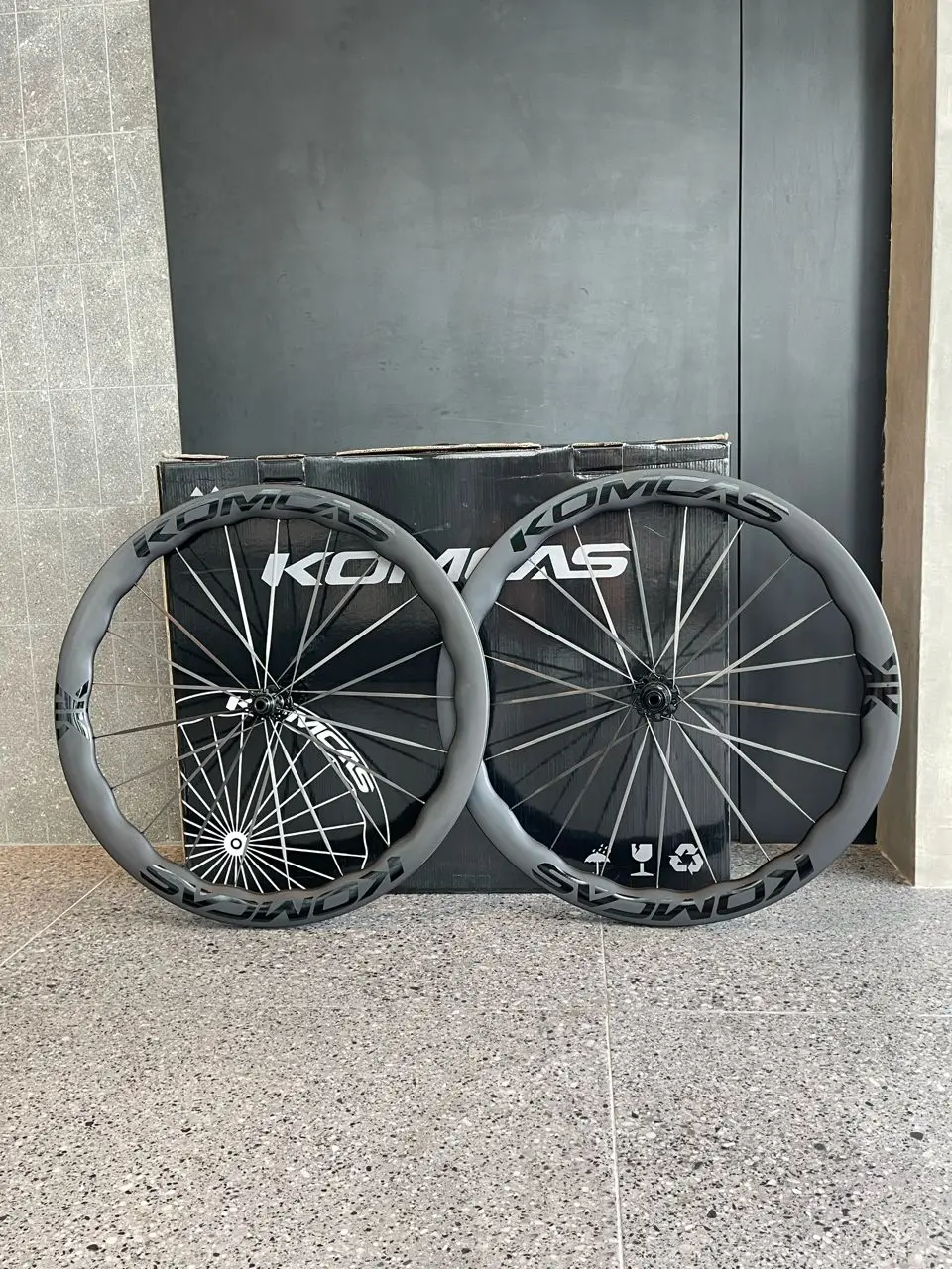Komcas Evo 50 Max Series Carbon Wheelset