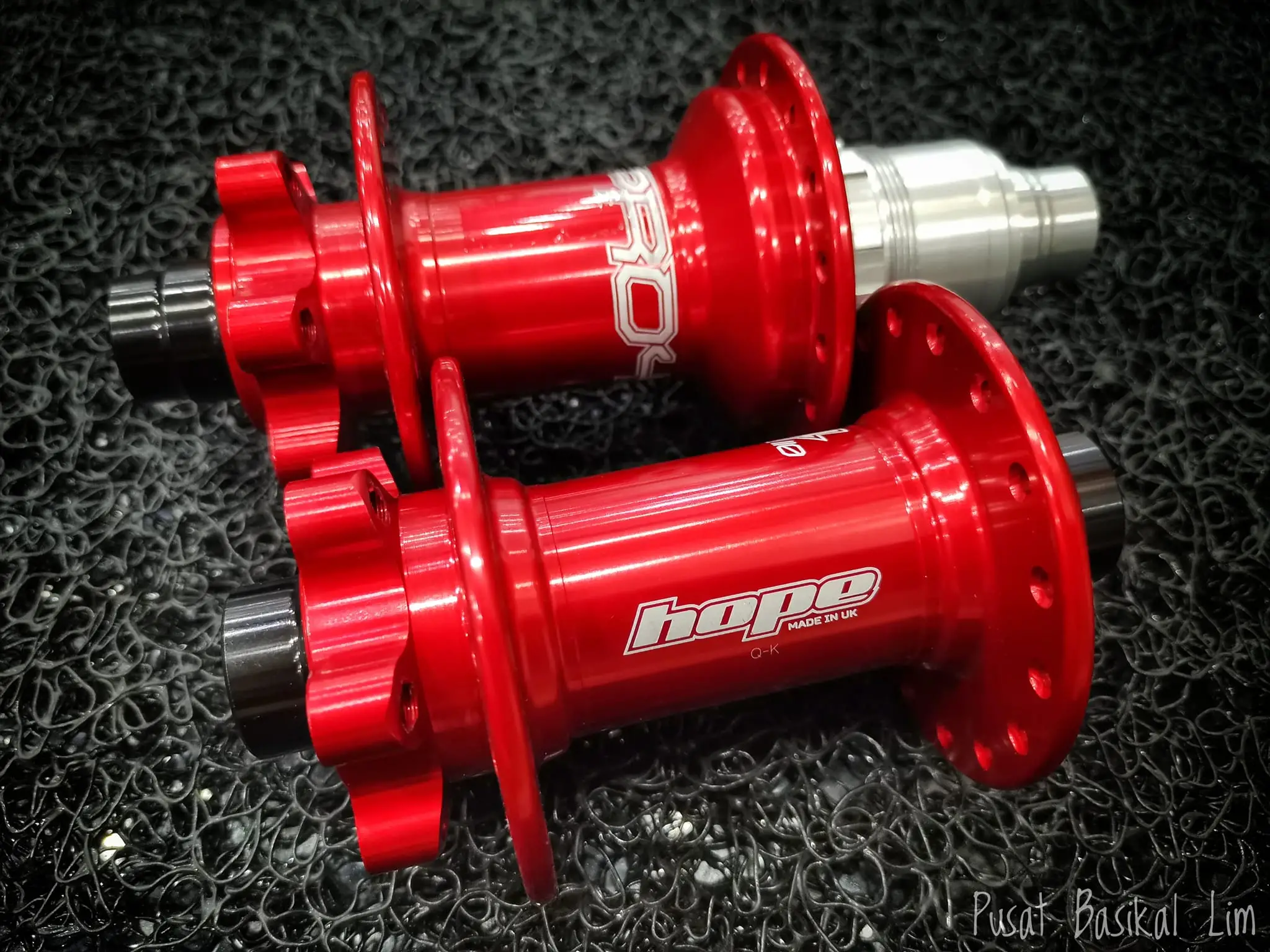 hope Pro 4 Boost Hub