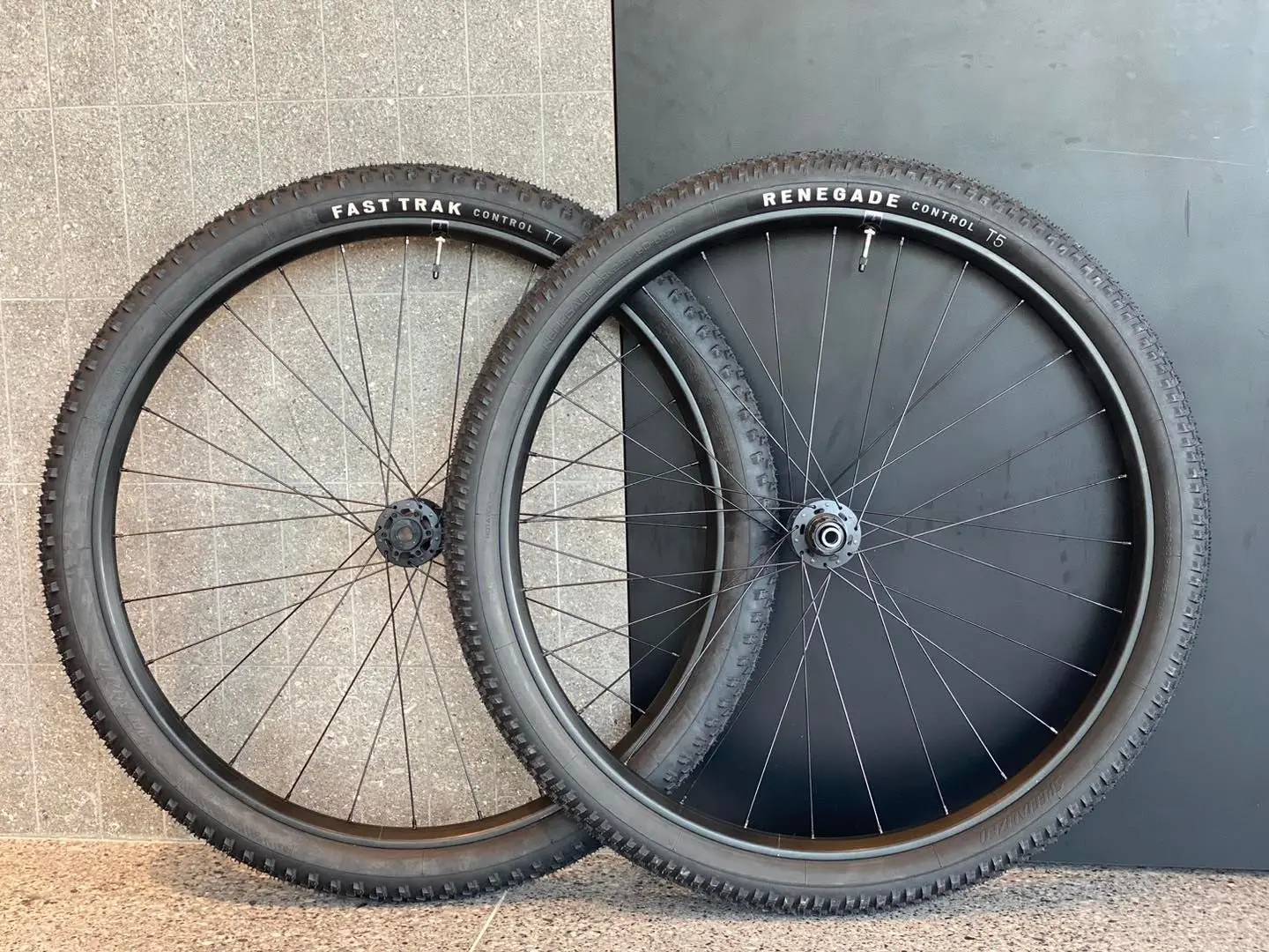 Specialized Alloy MTB Wheelset with tire for sale!!