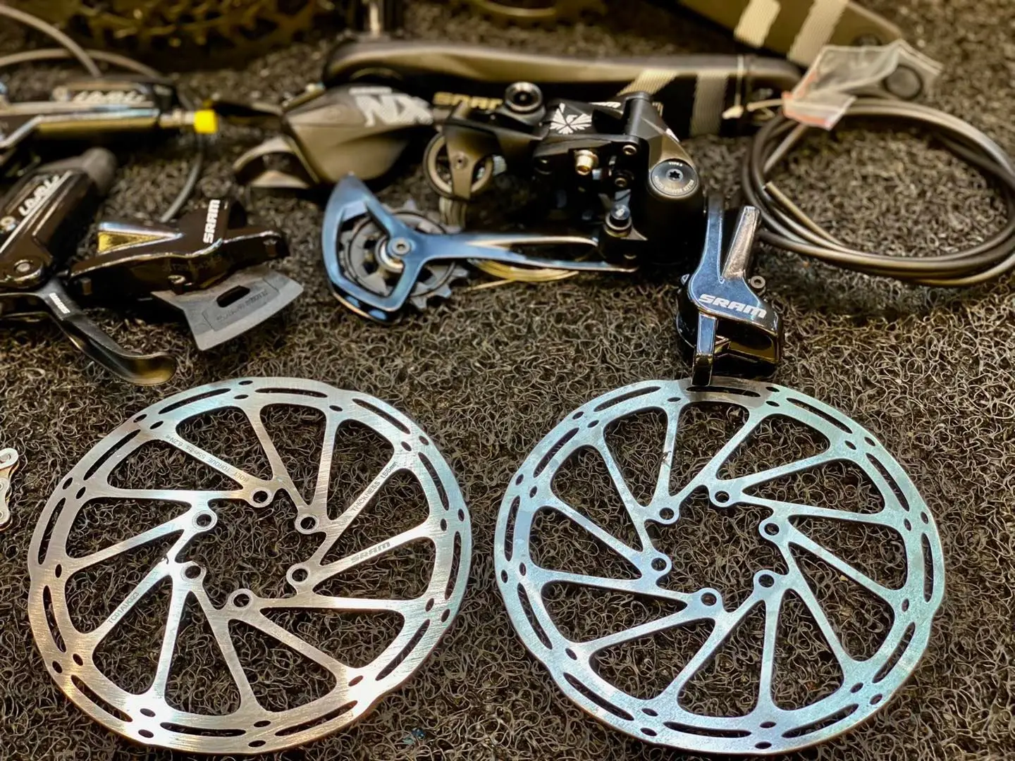 Sram NX Eagle Groupset With Sram Level T Hydraulic Disc Brake for sale !!!