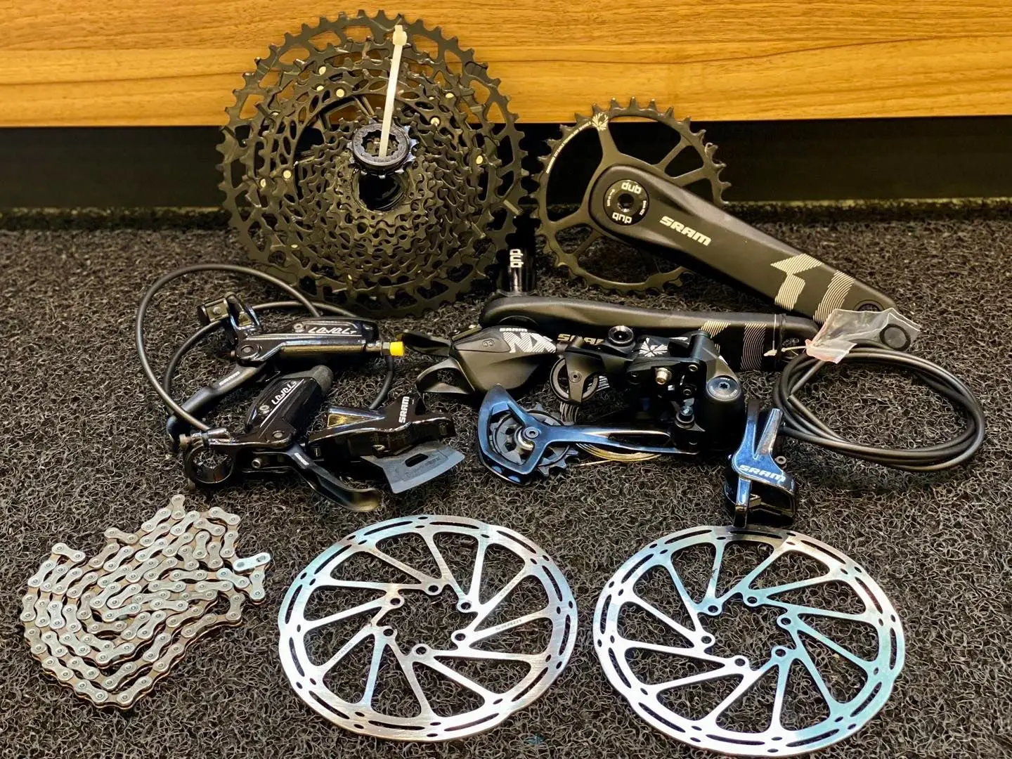 Sram NX Eagle Groupset With Sram Level T Hydraulic Disc Brake for sale !!!