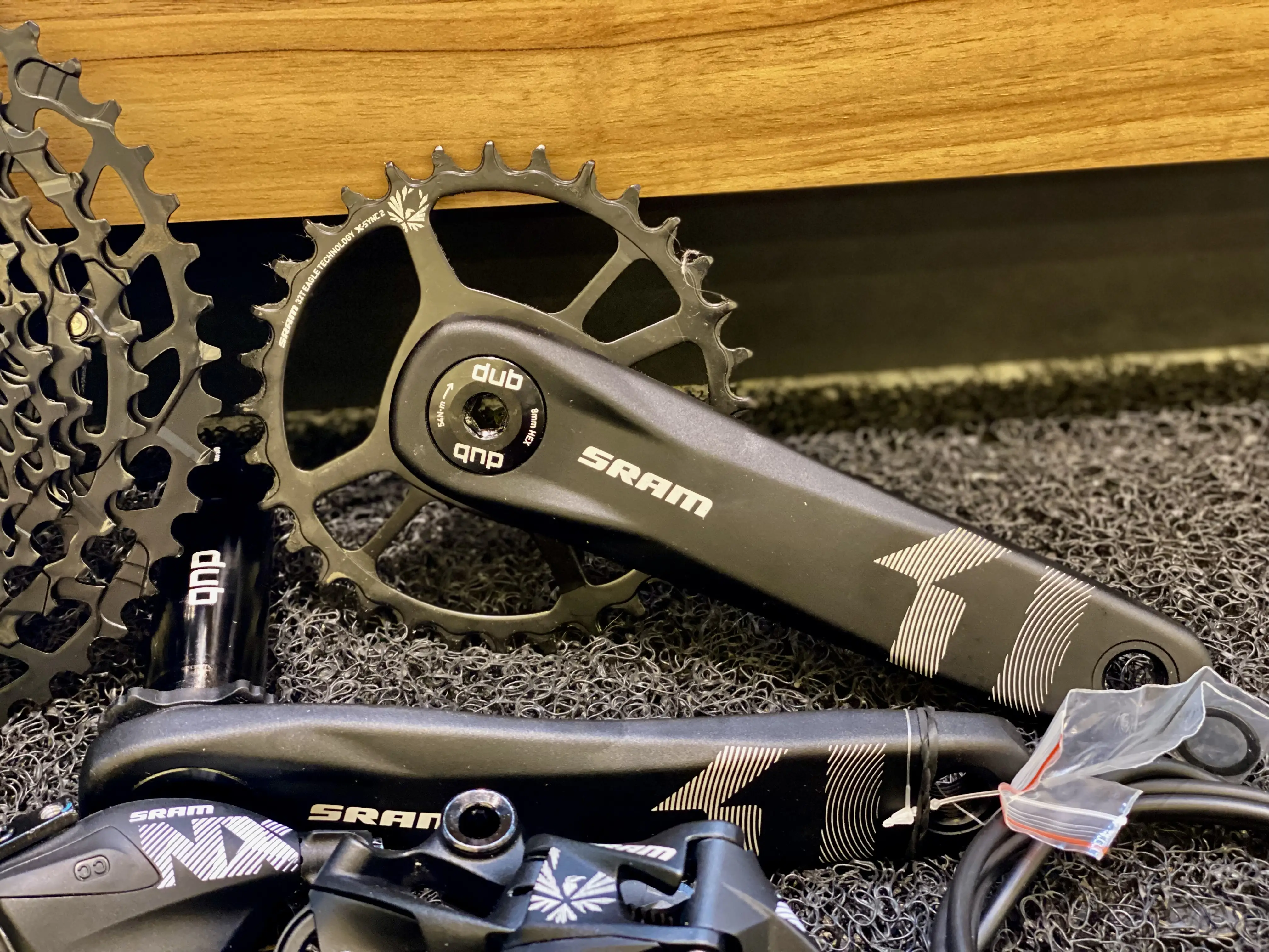 Sram NX Eagle Groupset With Sram Level T Hydraulic Disc Brake for sale !!!