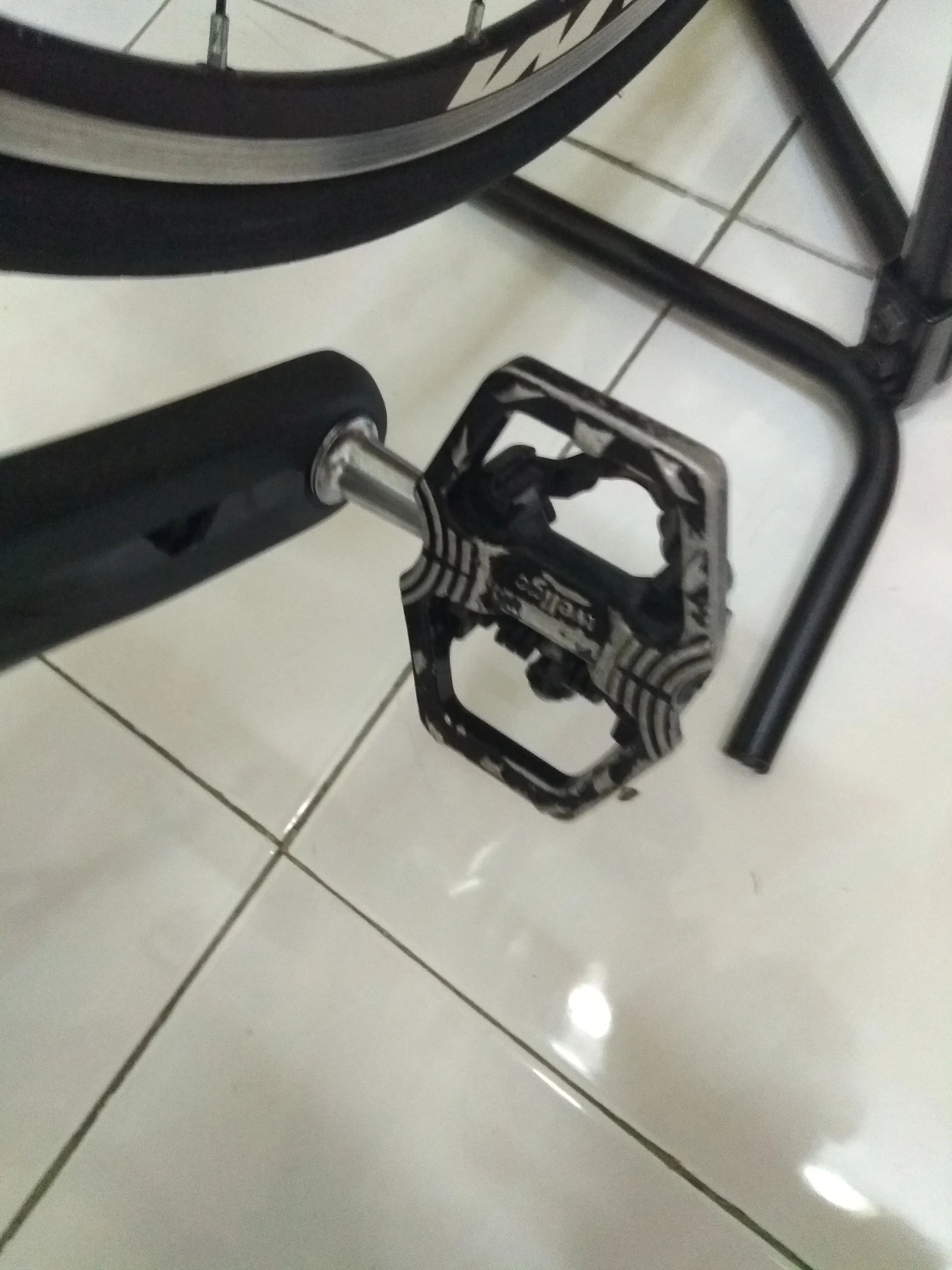 POLYGON F300 SHIMANO 105 / 2X11