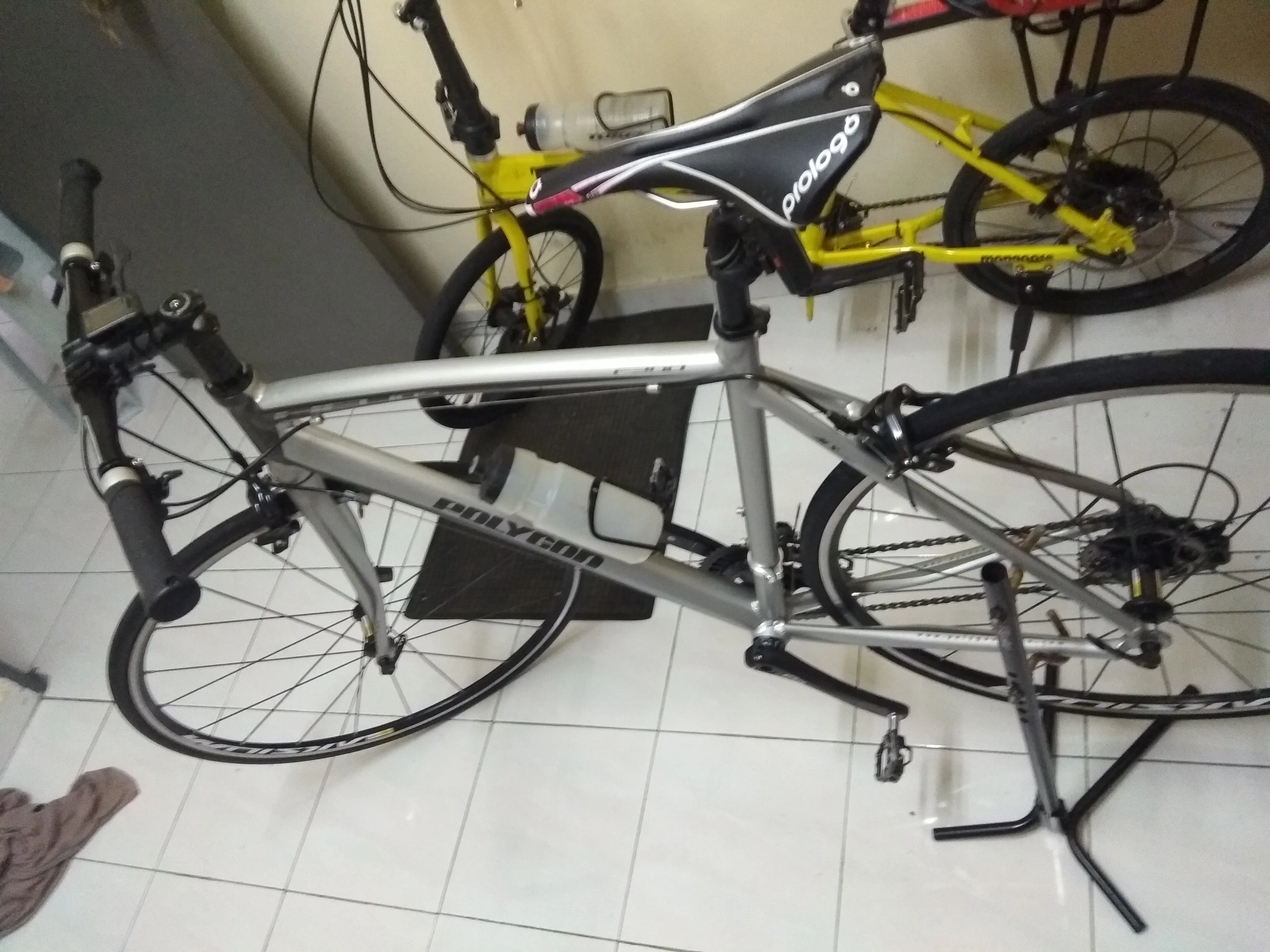 POLYGON F300 SHIMANO 105 / 2X11