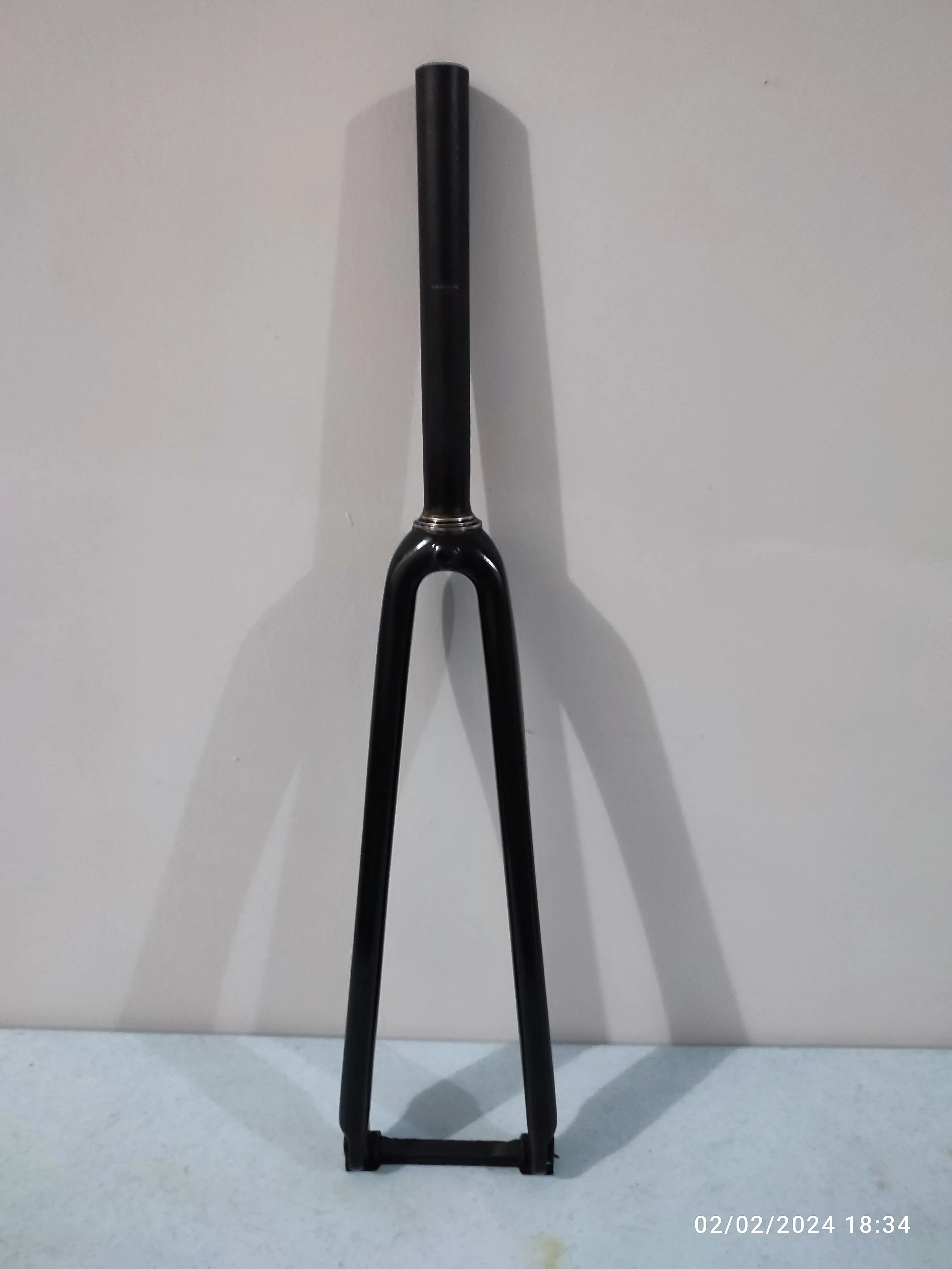 700c carbon fork 1" steerer