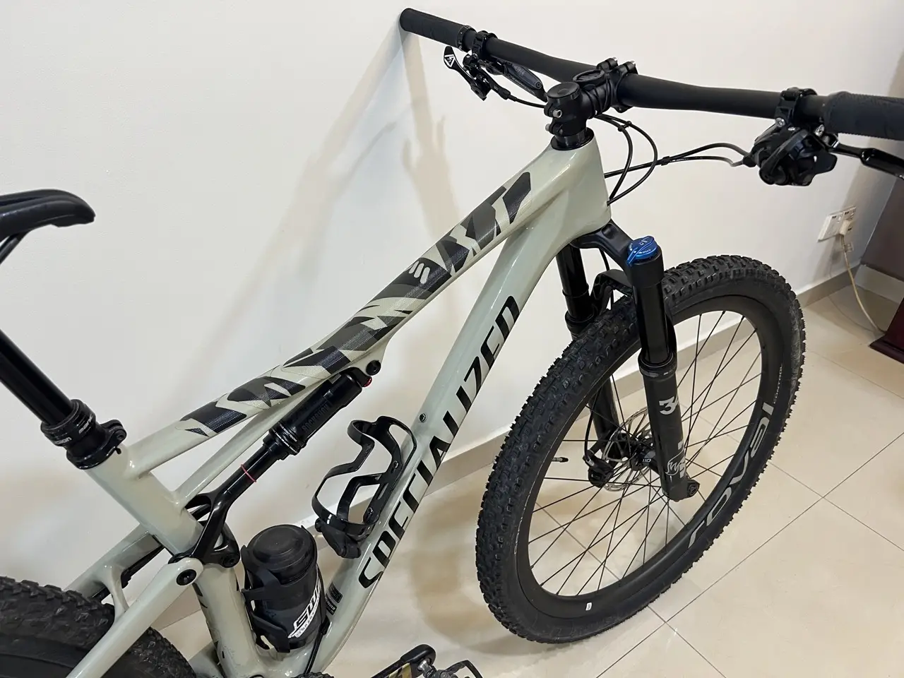 SPECIALIZED EPIC Expert EVO
