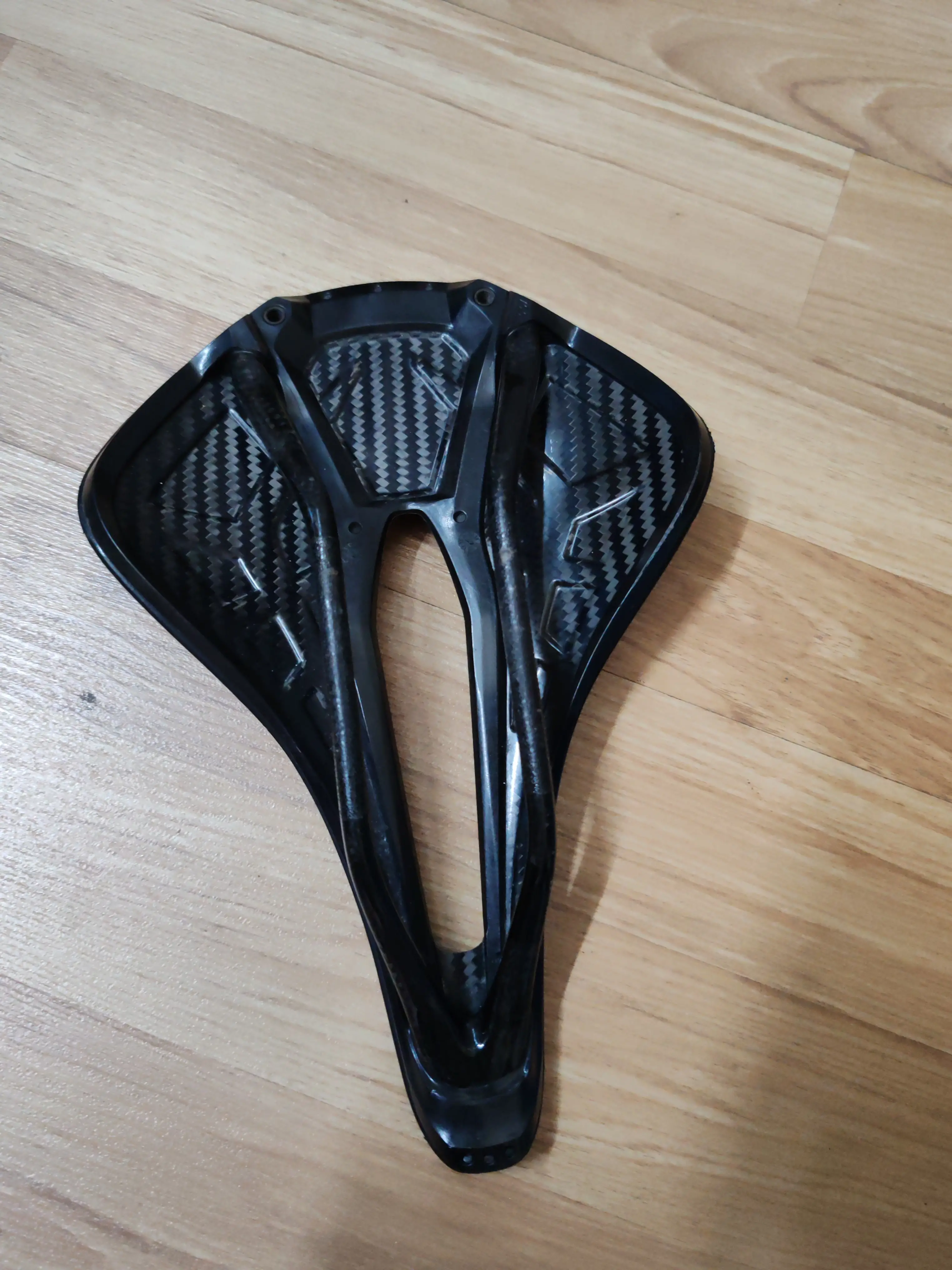 SWORKS CARBON POWER SADDLE