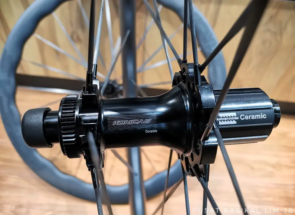 Komcas Evo Max 50 Disc Carbon Wheelset